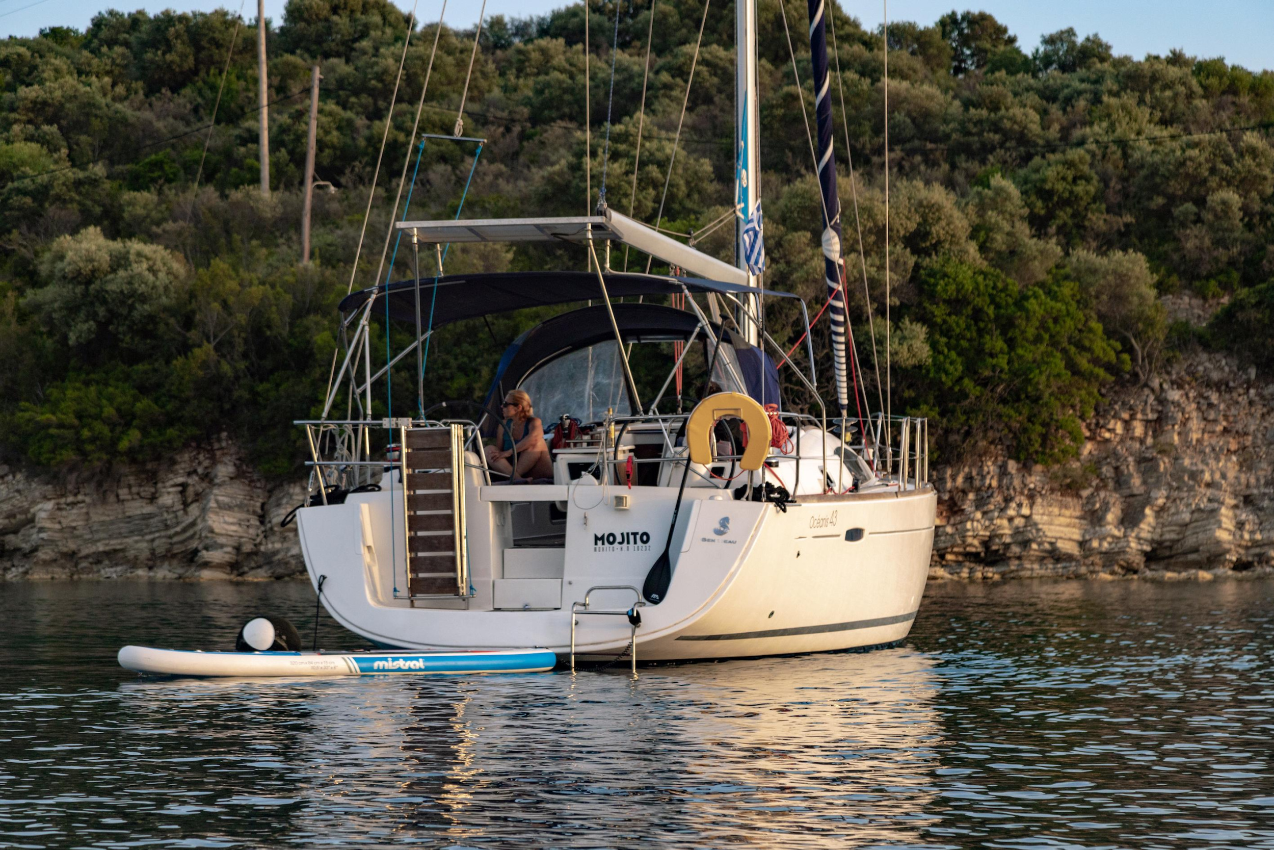 Oceanis 43 — photo 38