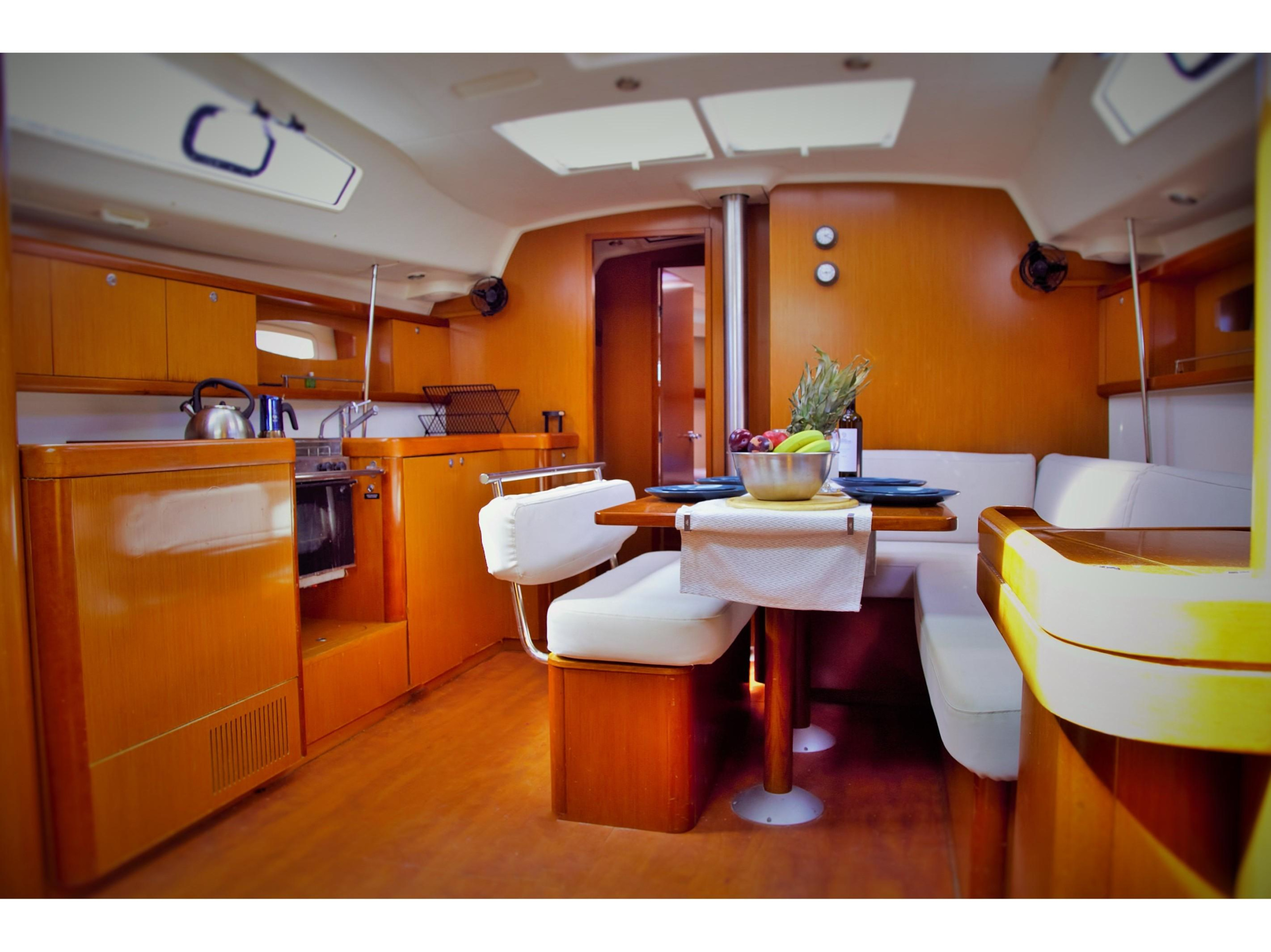 Oceanis 43 — photo 14
