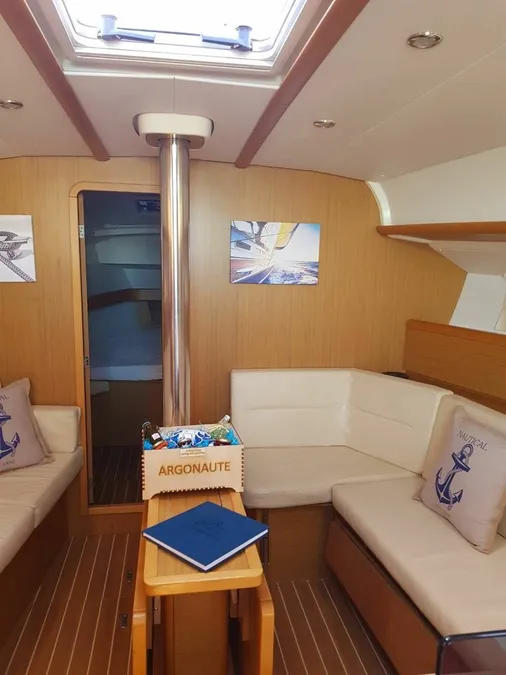 Sun Odyssey 42 i — photo 4