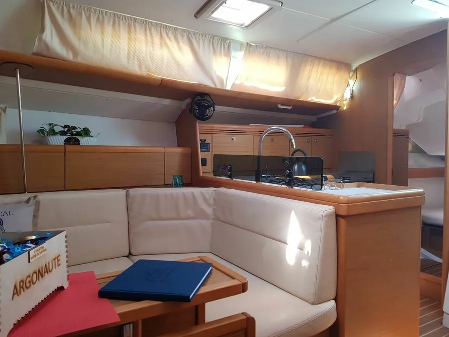 Sun Odyssey 42 i — photo 17
