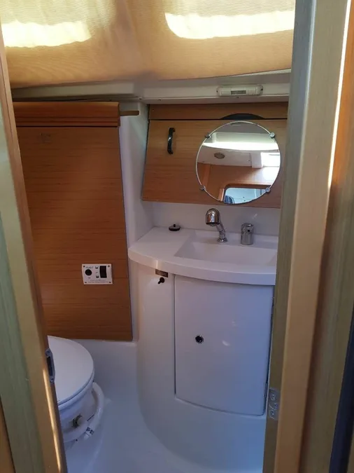 Sun Odyssey 42 i — photo 21