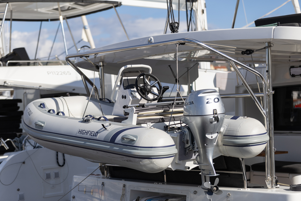 Lagoon 46 — photo 8
