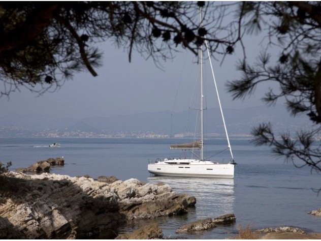 Sun Odyssey 409 — photo 1
