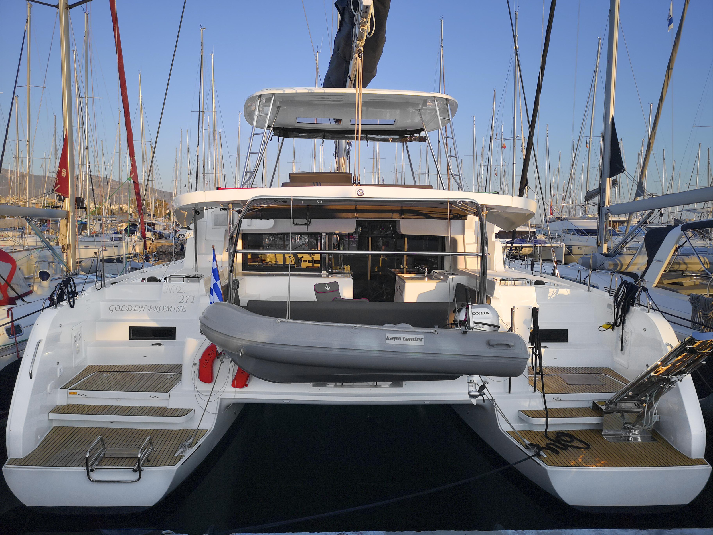 Lagoon 46 — photo 1