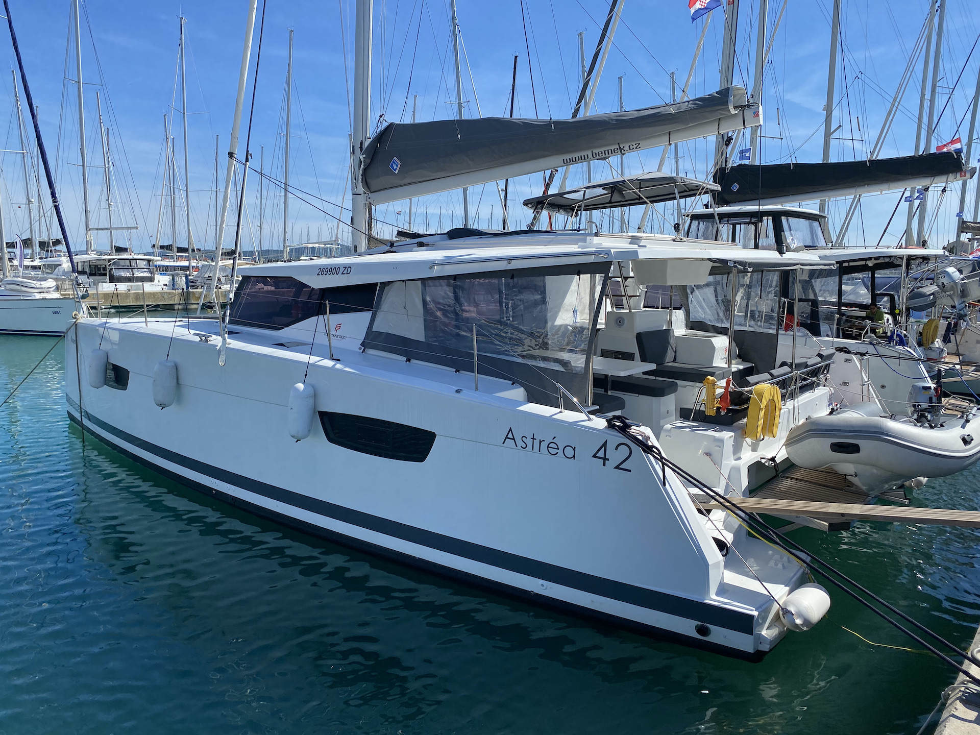 Astréa 42 — photo 9