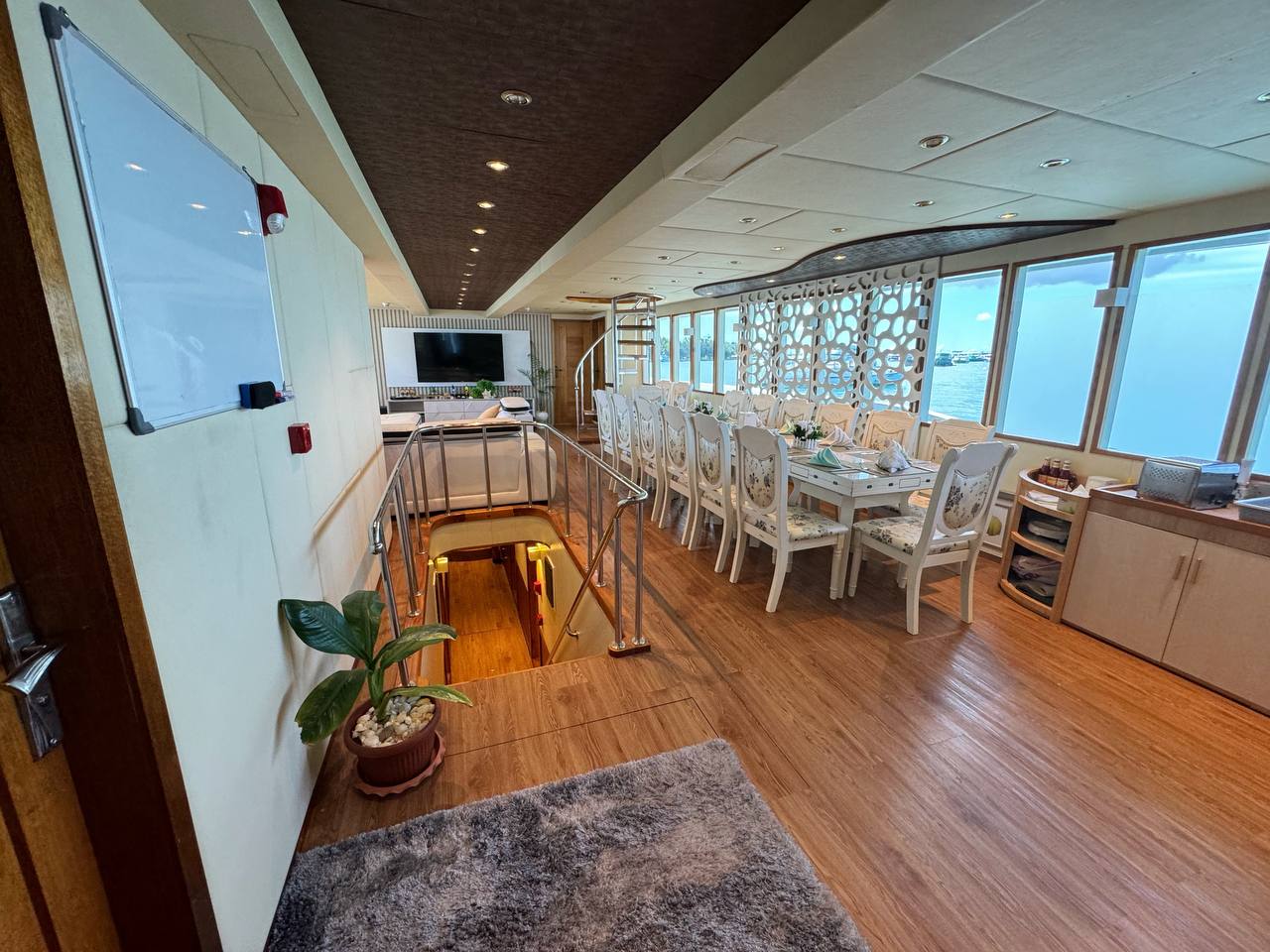 Motoryacht N7 — photo 7