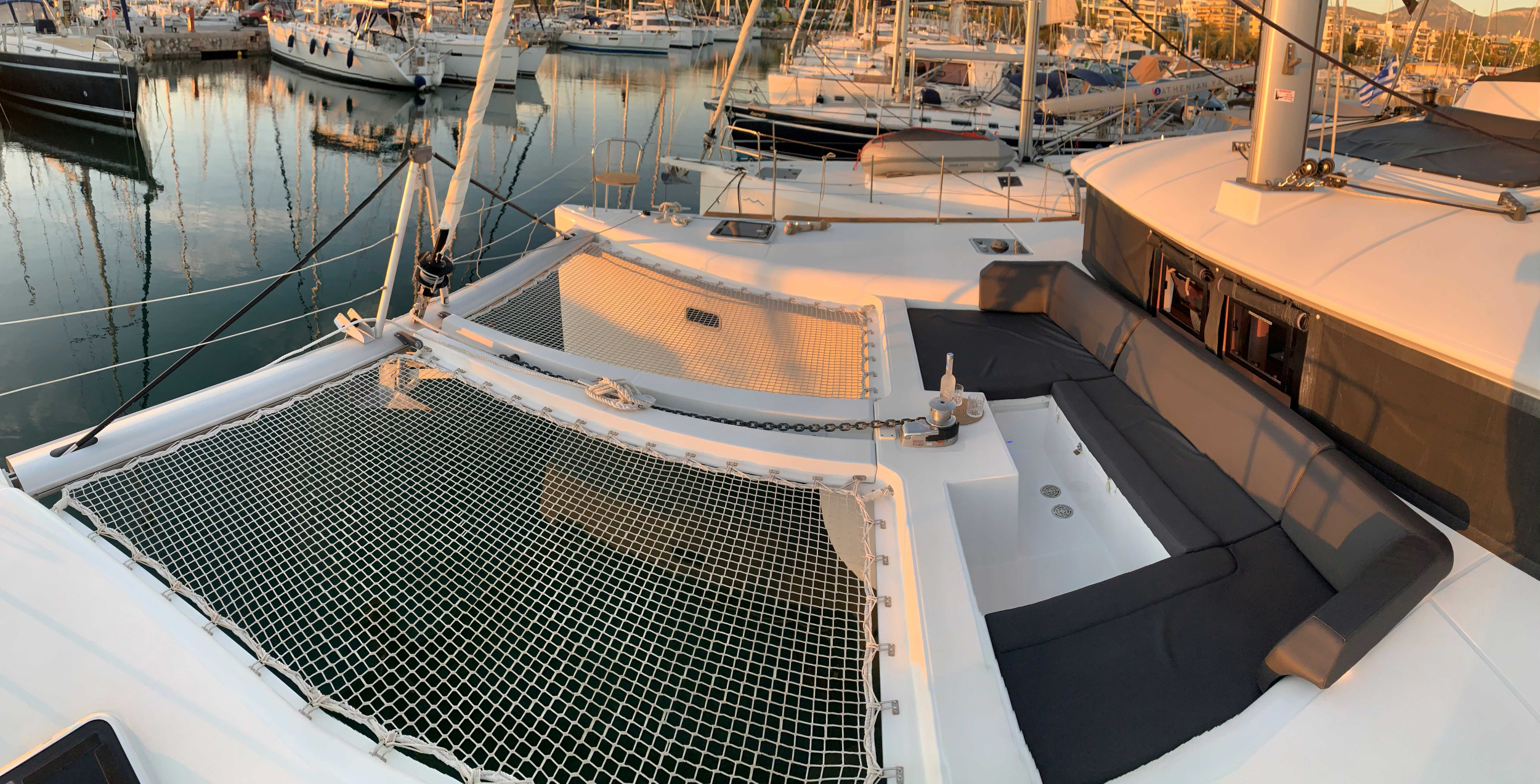 Lagoon 450 Flybridge — photo 15