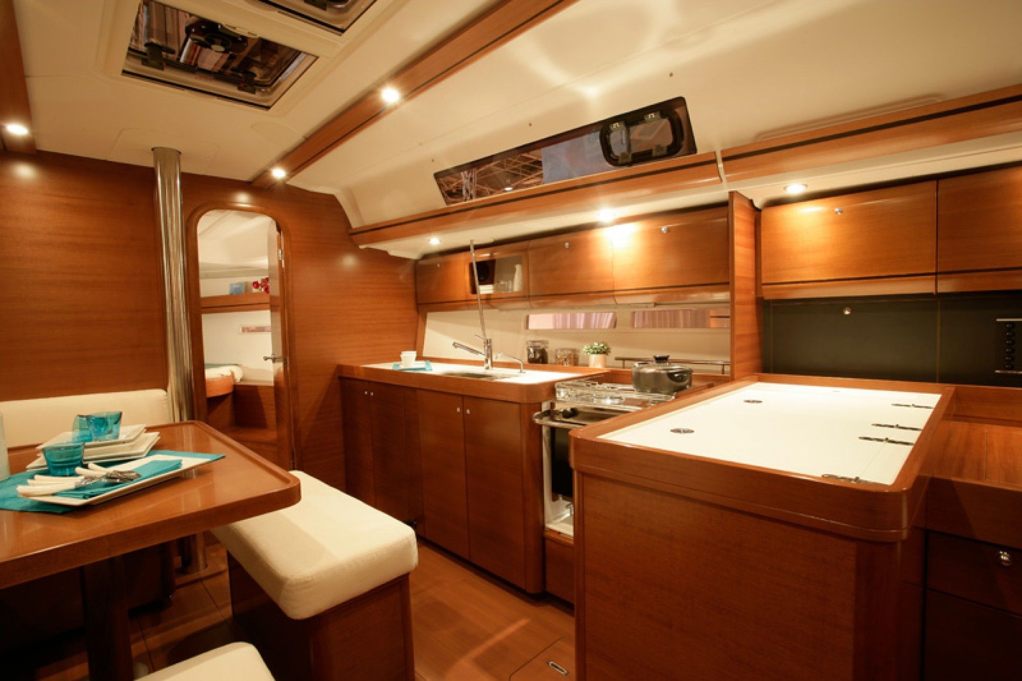 Dufour 405 Grand Large — photo 8