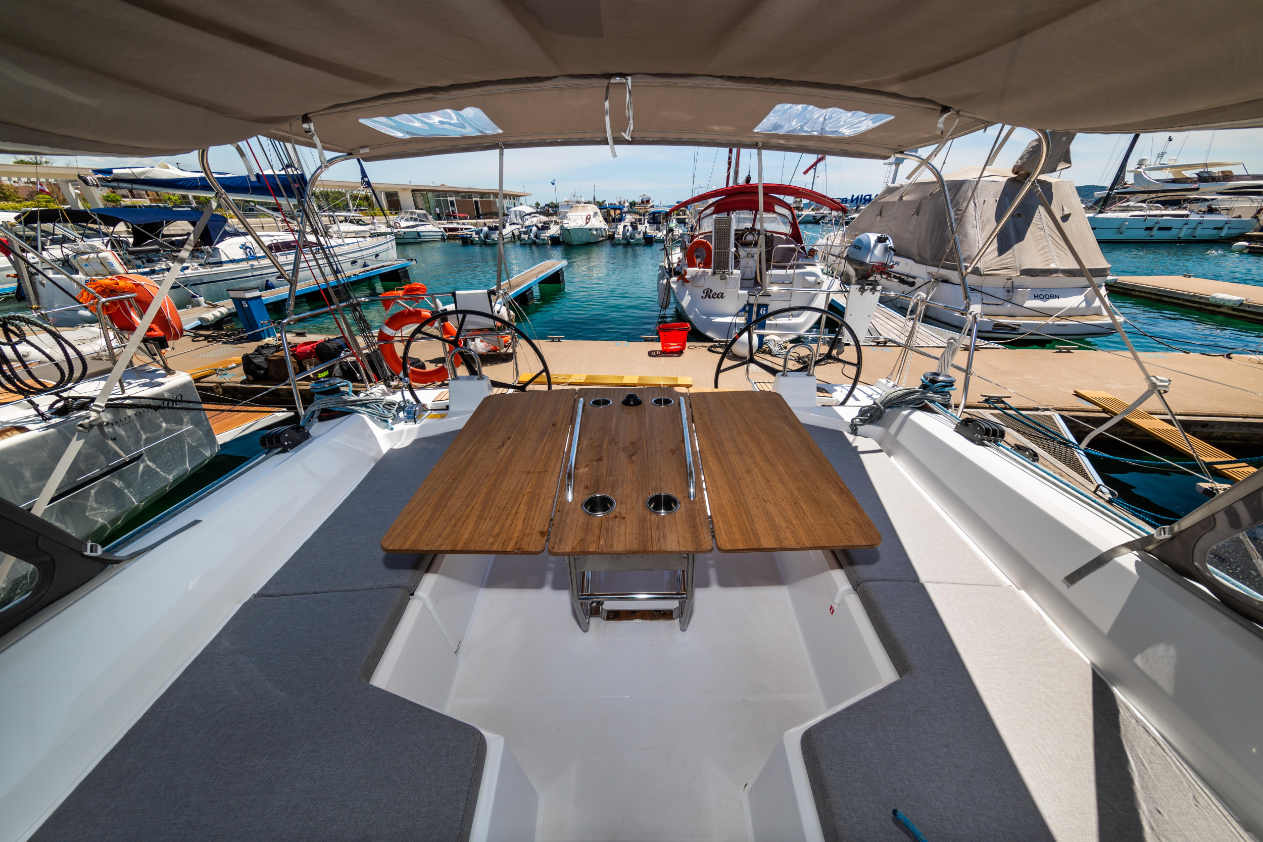 Oceanis 40.1 — photo 25