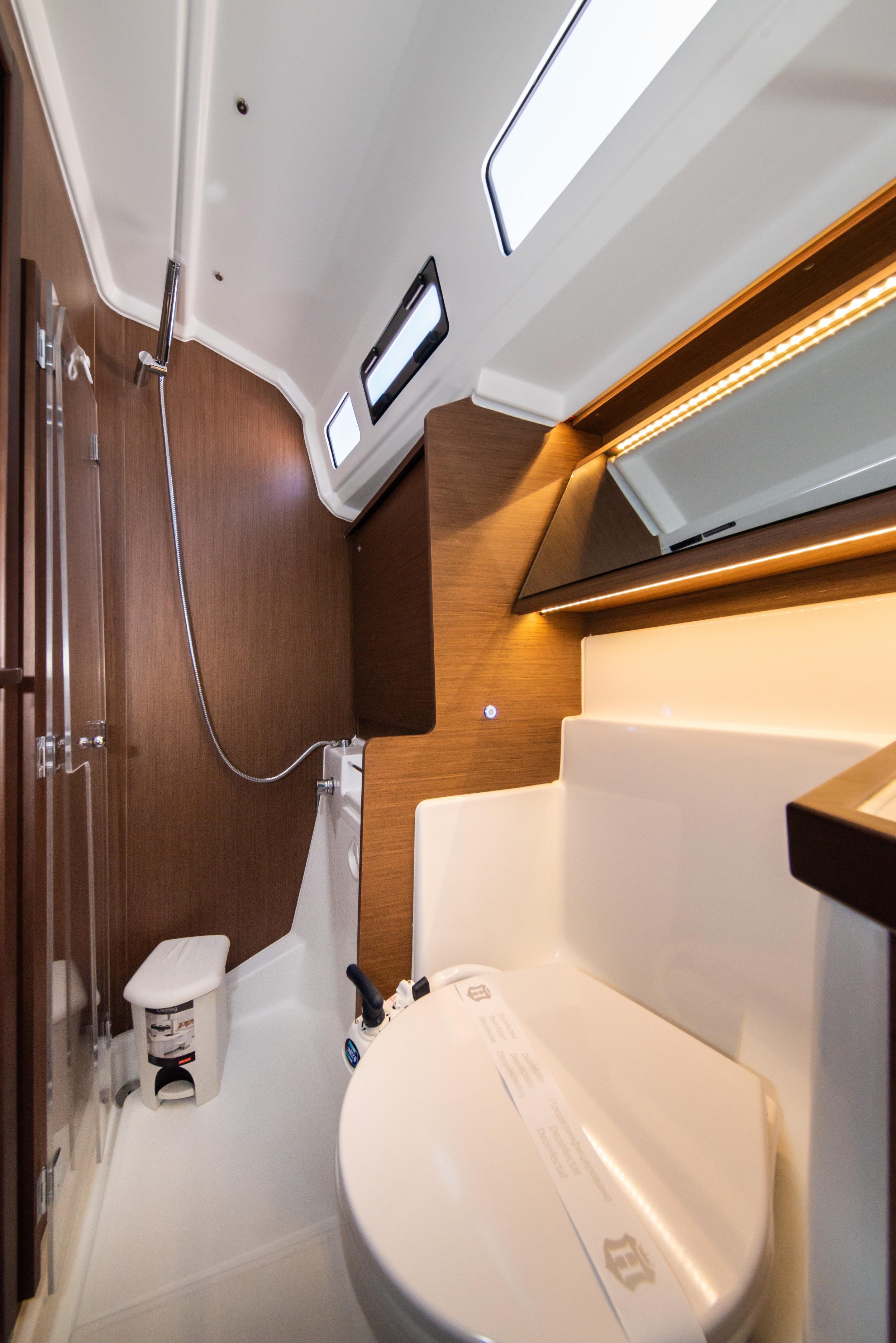 Oceanis 40.1 — photo 11