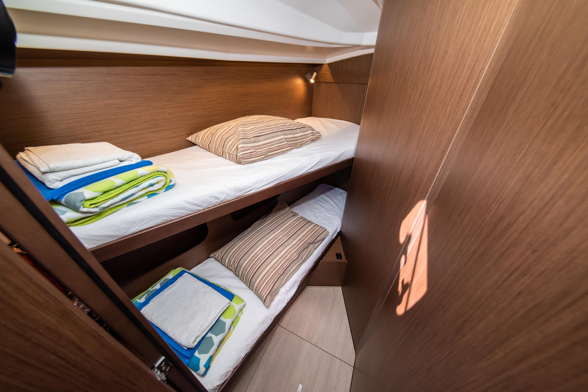Oceanis 40.1 — photo 26