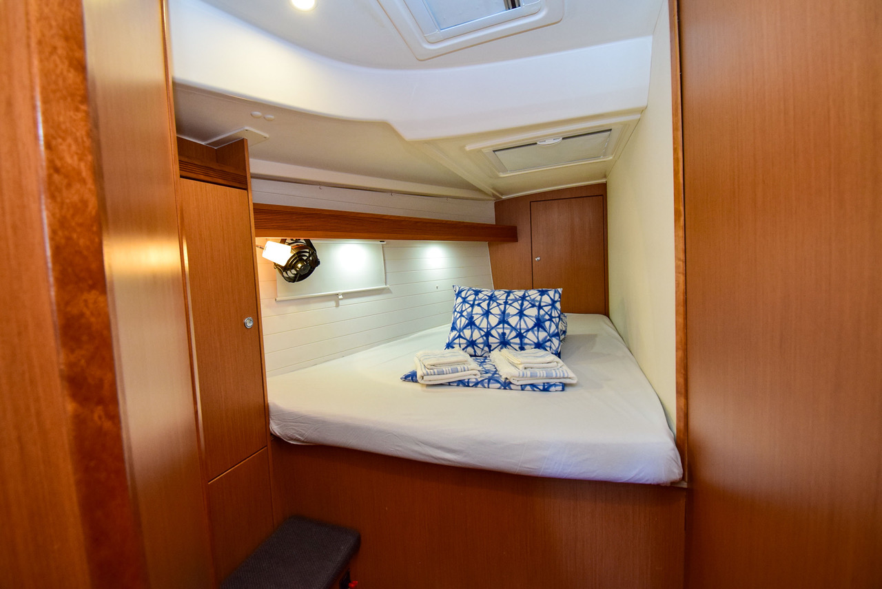 Bavaria 50 Cruiser — photo 9
