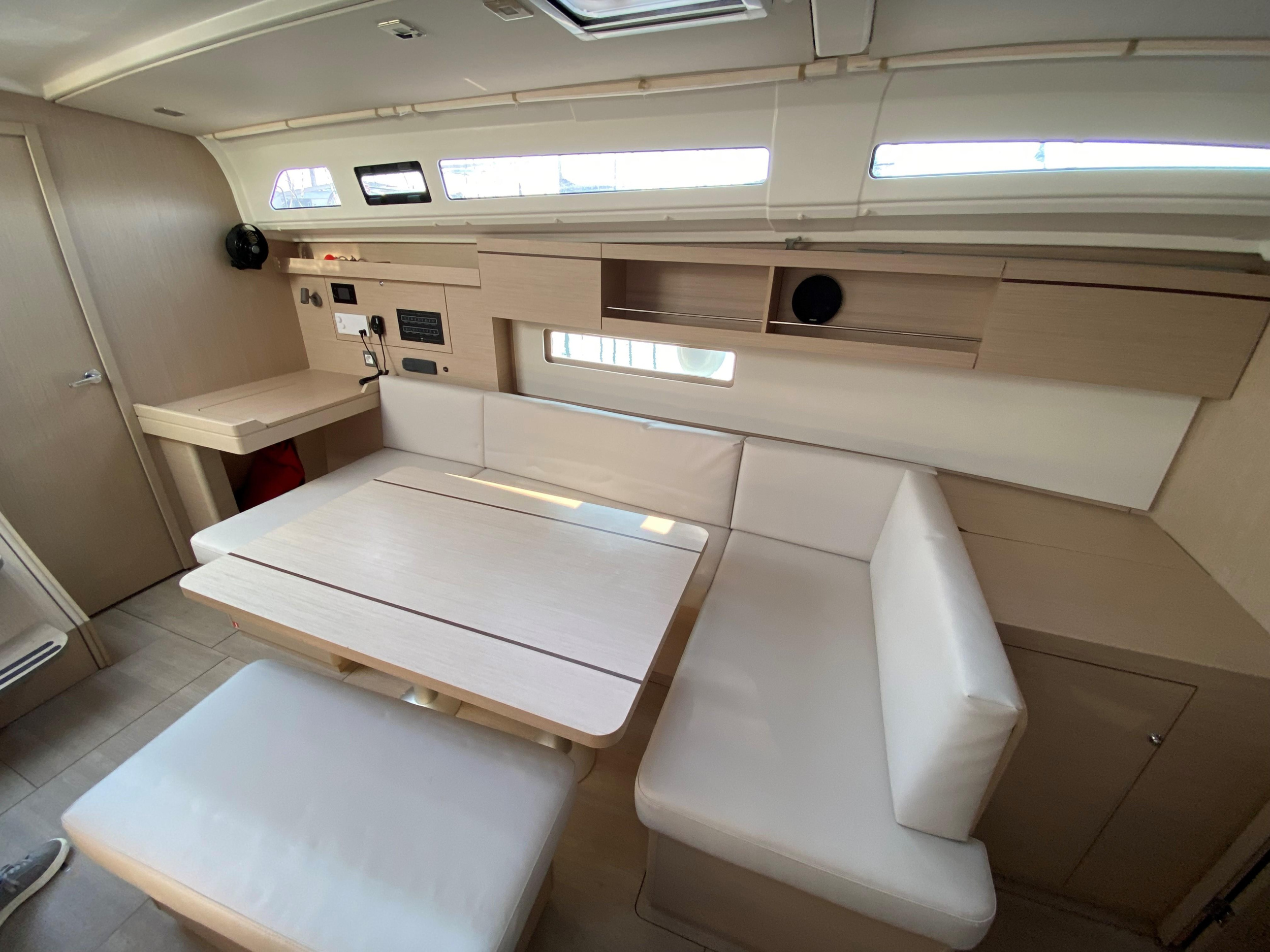 Oceanis 40.1 — photo 3