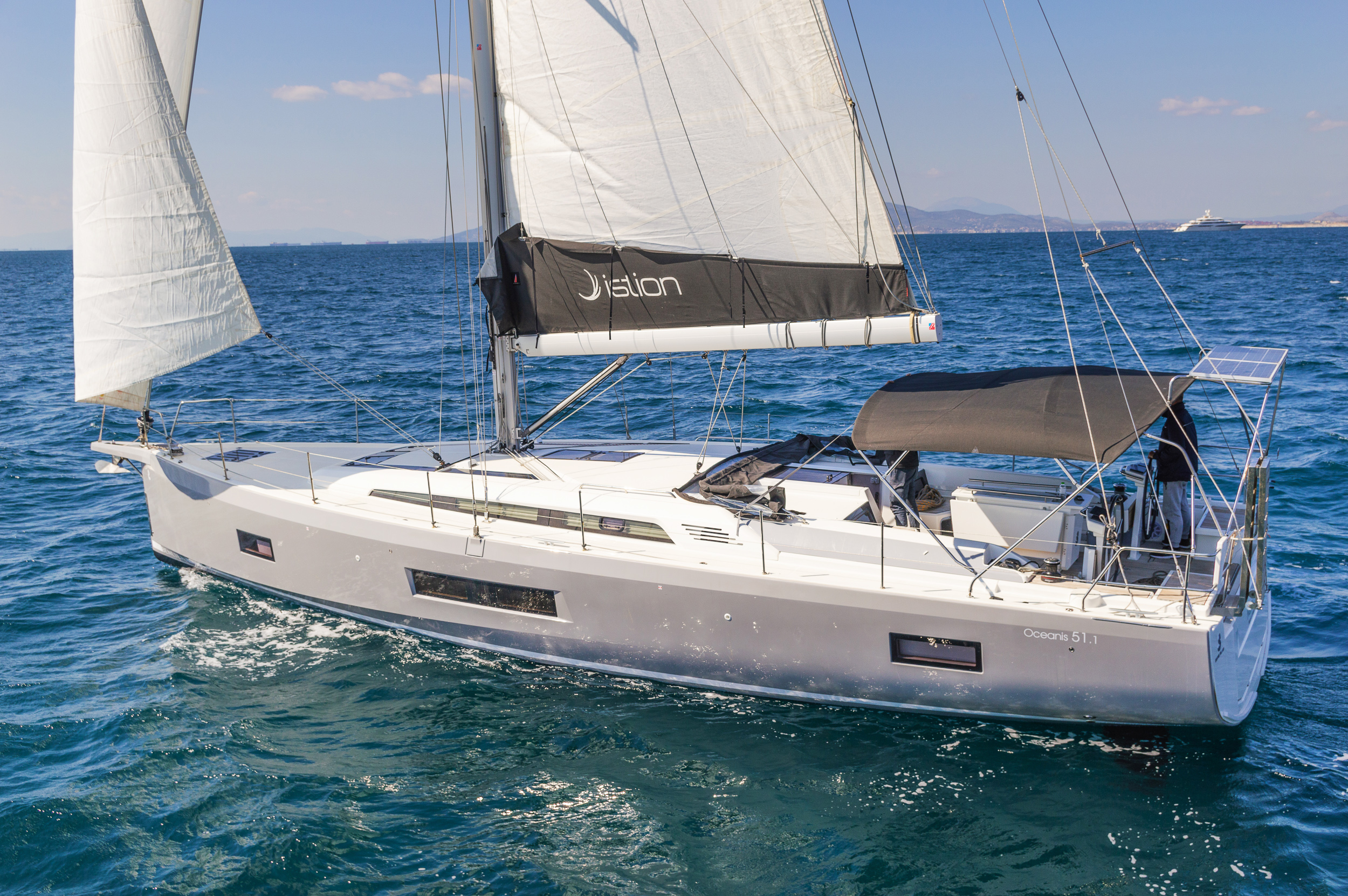 Oceanis 51.1 (4+1 cab) & GEN — photo 9