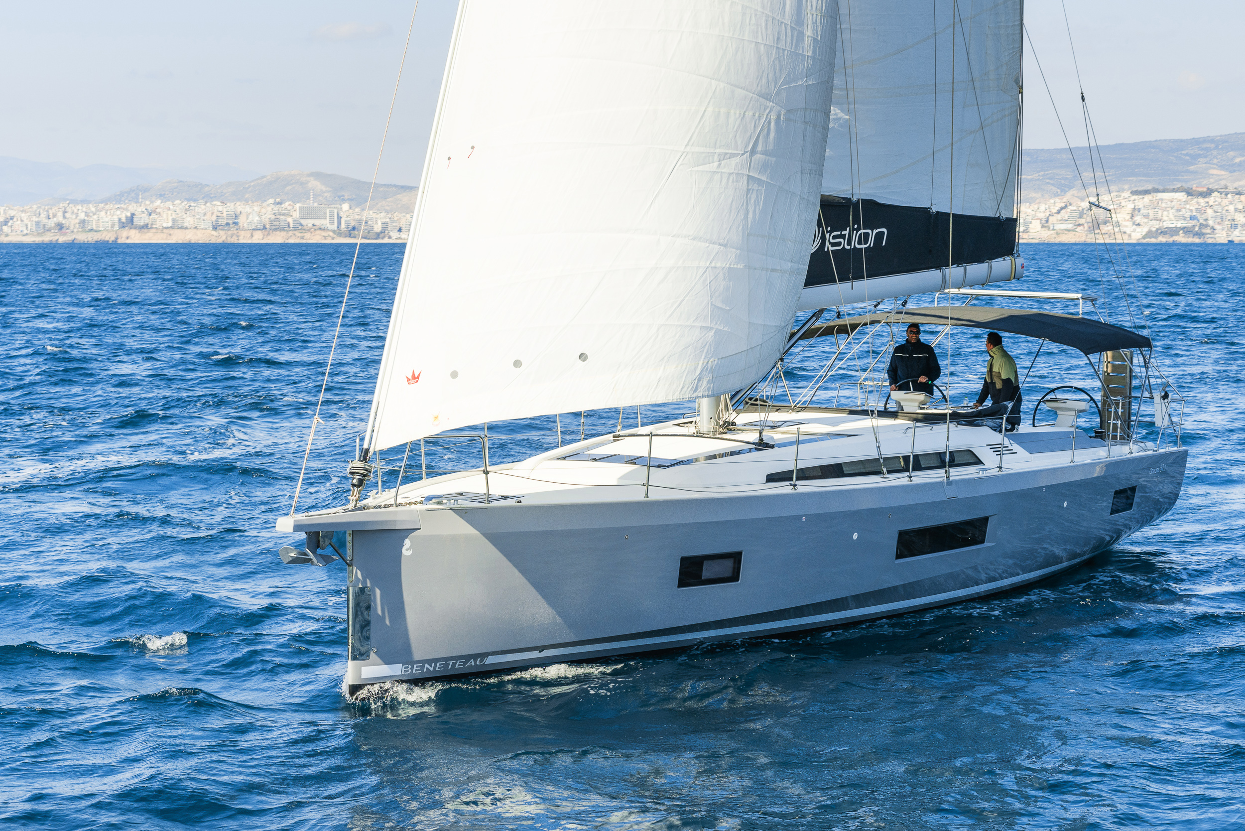 Oceanis 51.1 (5+1 cab) & GEN — photo 9