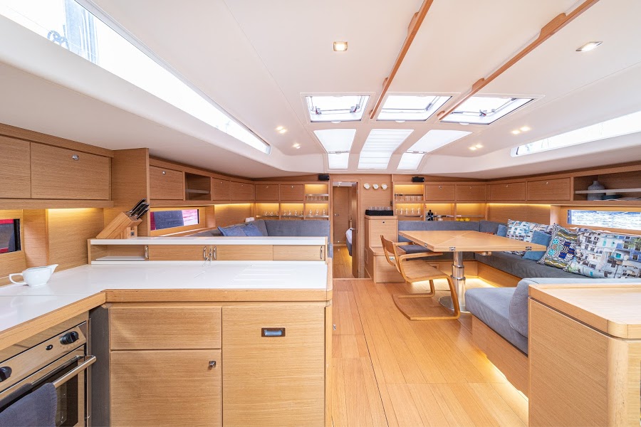 Dufour 63 Exclusive — photo 7
