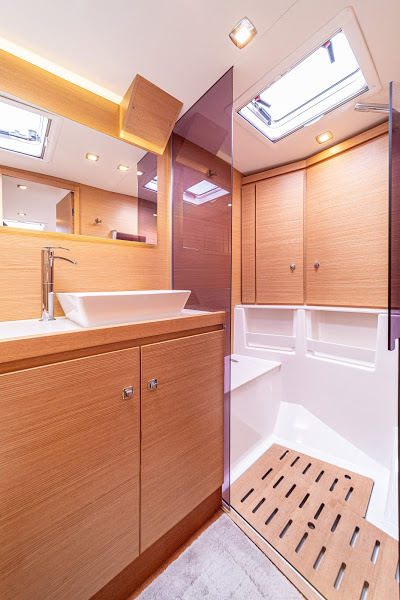 Dufour 63 Exclusive — photo 11
