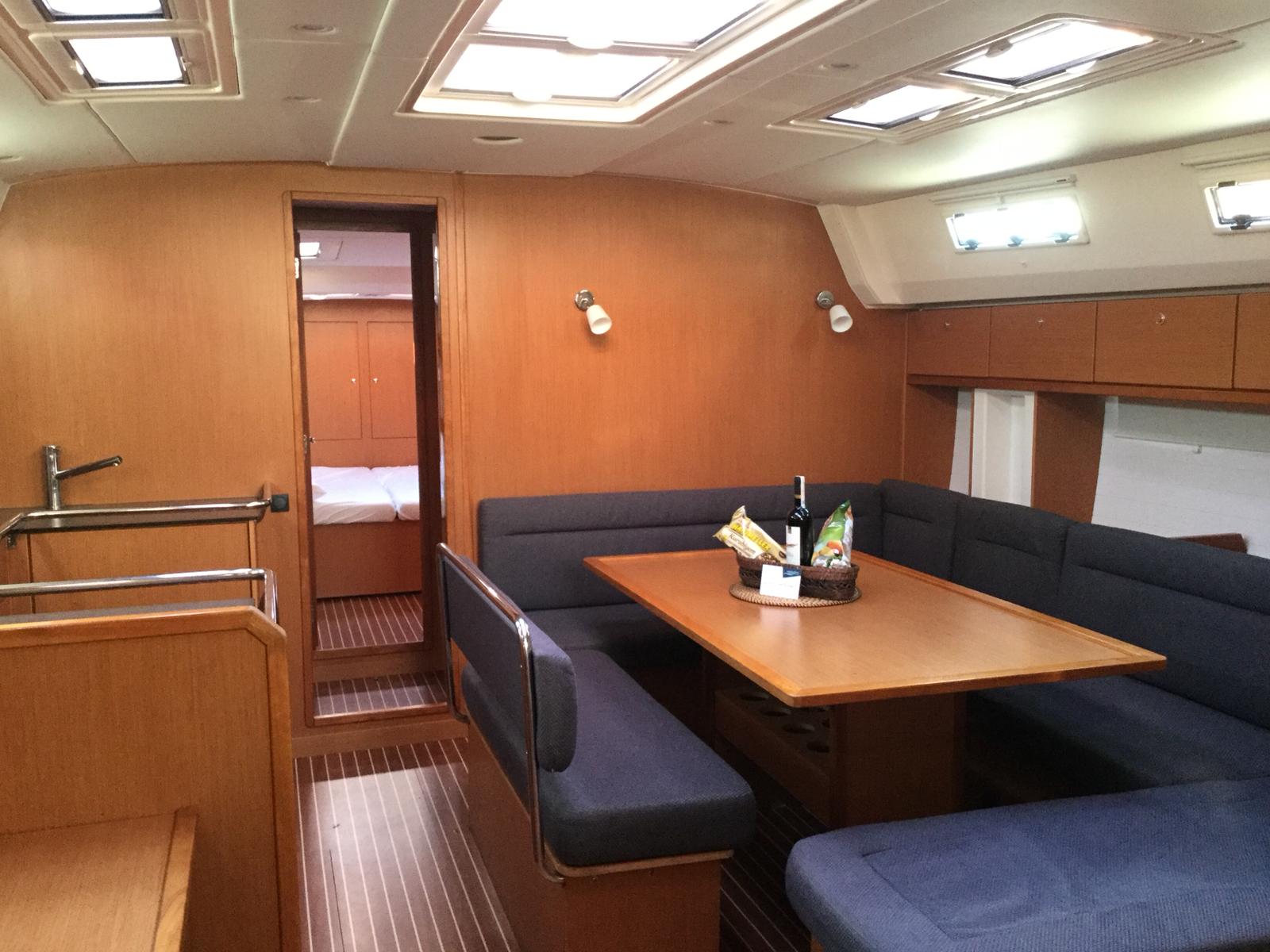 Bavaria 50 Cruiser — photo 17