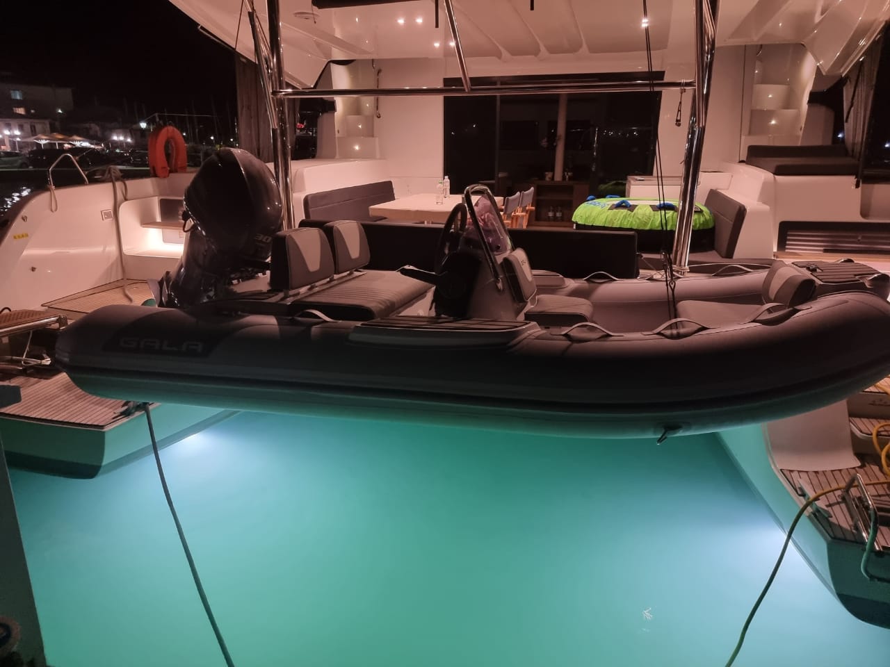 Lagoon 50 — photo 12