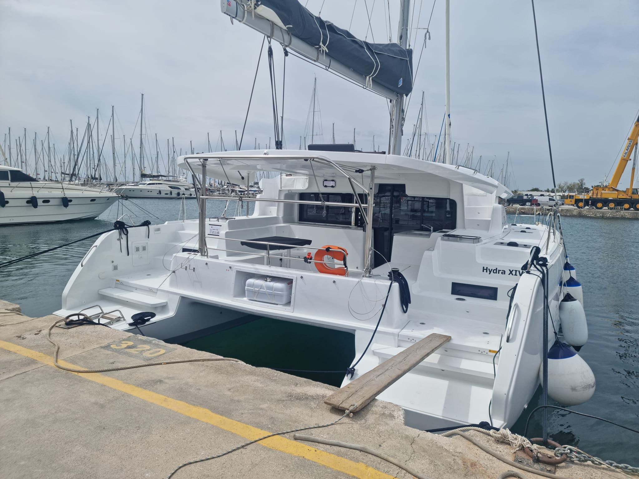 Lagoon 46 — photo 7
