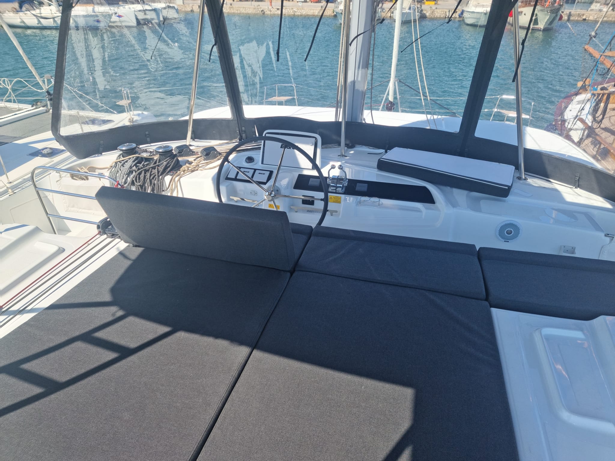 Lagoon 46 — photo 27