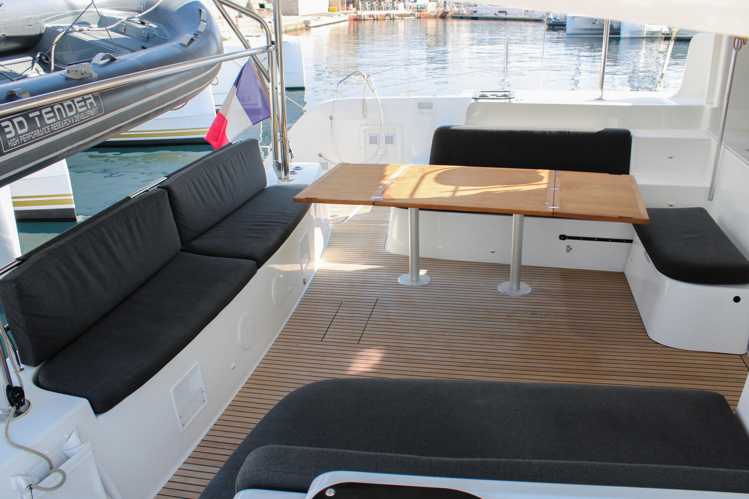 LAGOON 46 — photo 7