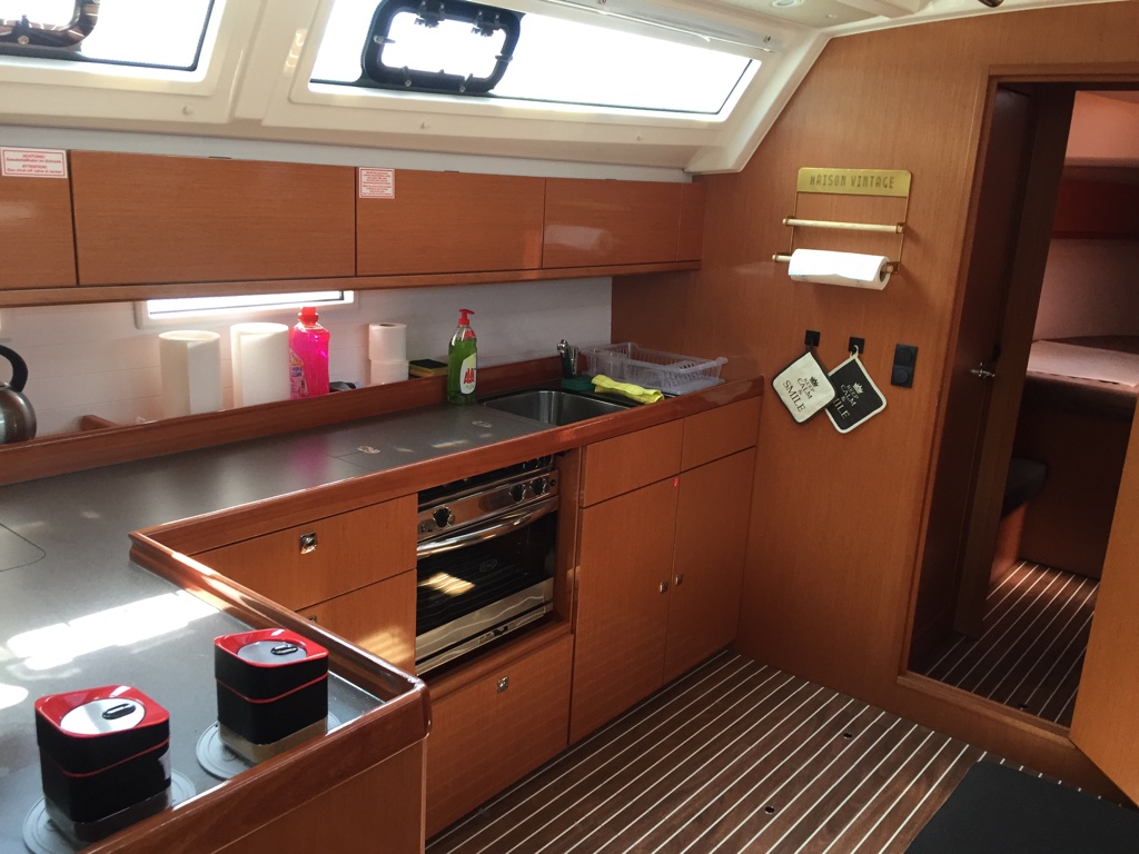 Bavaria Cruiser 46 — photo 7