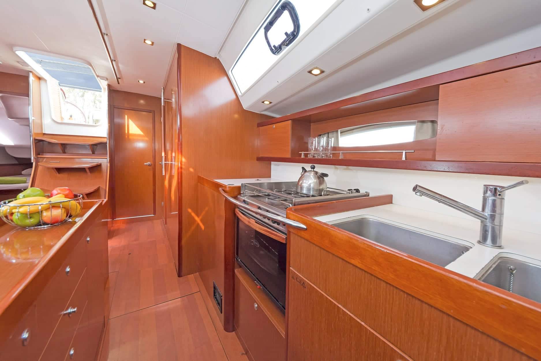 Oceanis 50 — photo 9