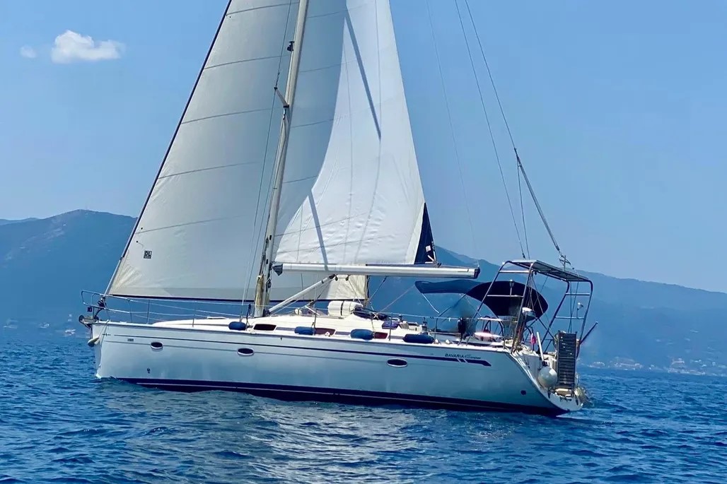 Bavaria 42 — photo 5
