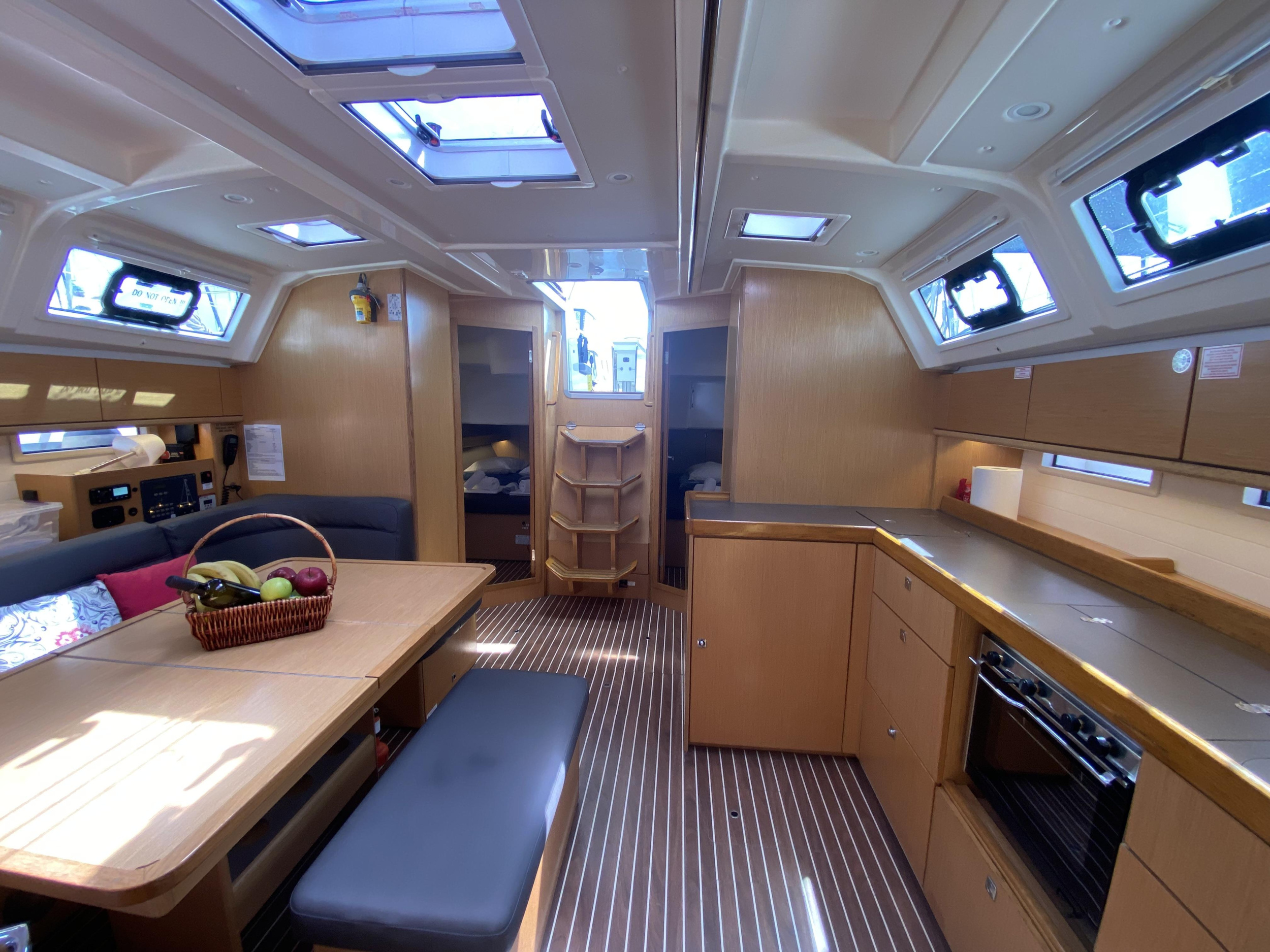 Bavaria Cruiser 46 — photo 18