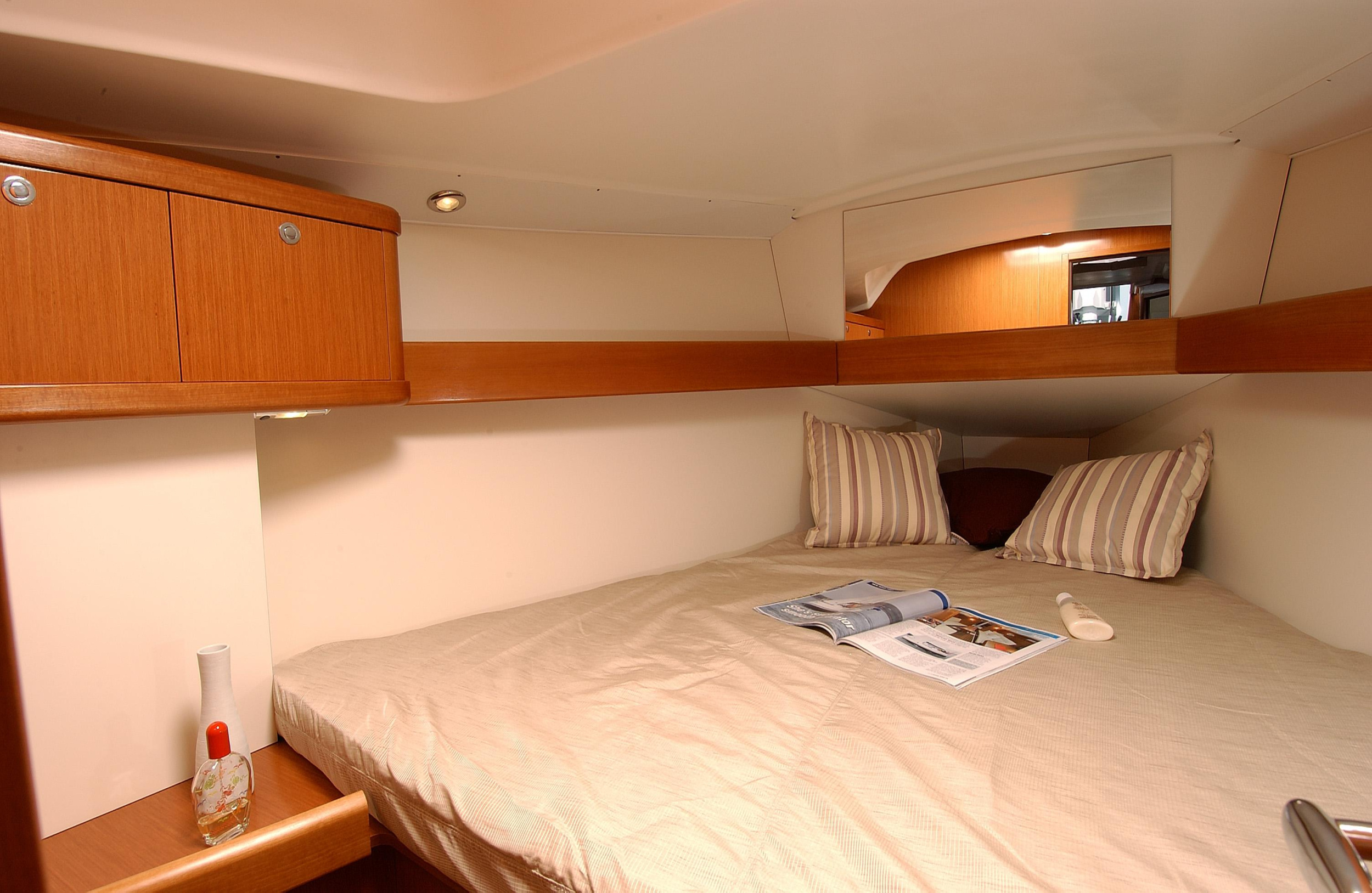 Oceanis 34 — photo 8