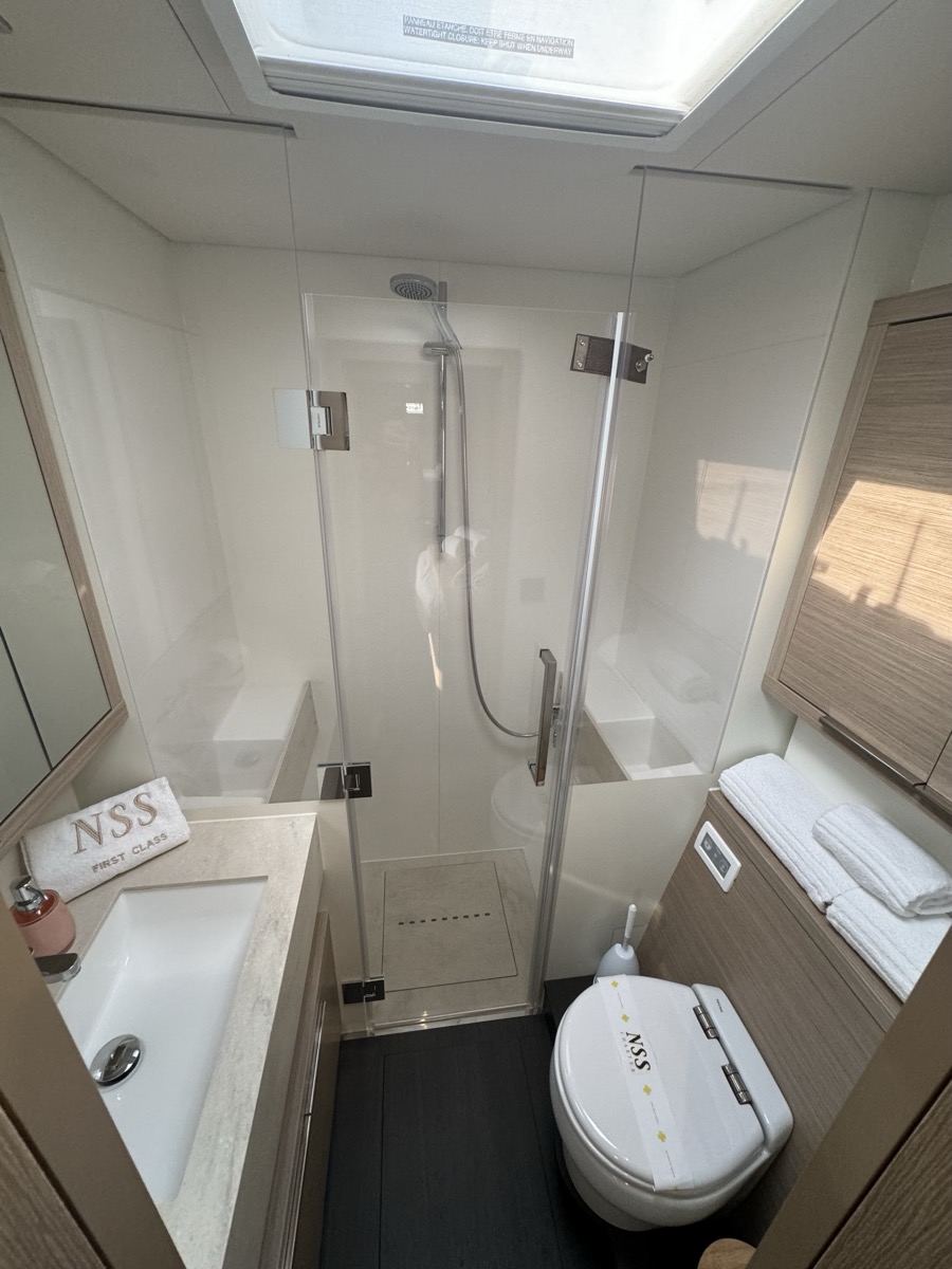 Lagoon 55 (5 cab) — photo 20