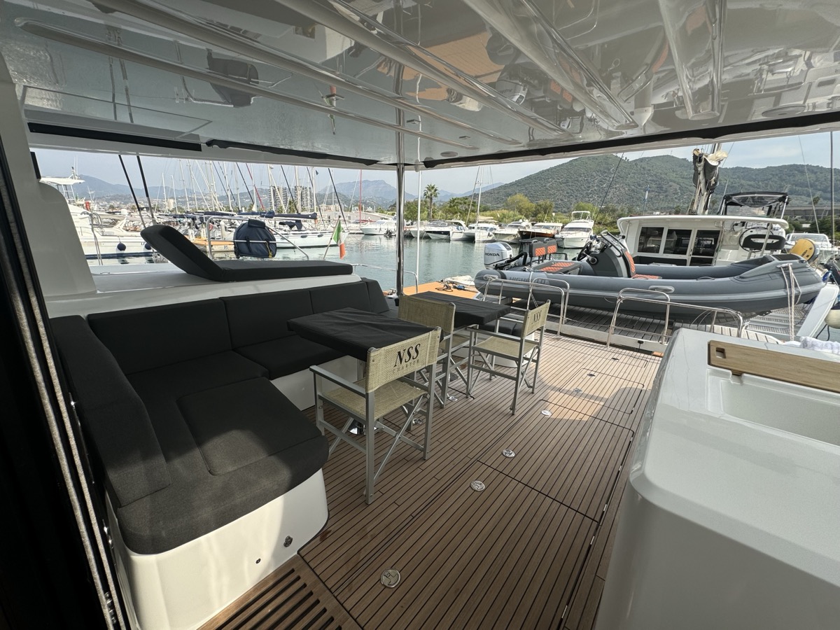Lagoon 55 (5 cab) — photo 28