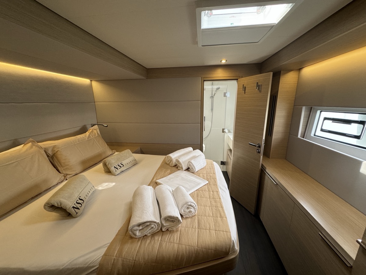 Lagoon 55 (5 cab) — photo 24