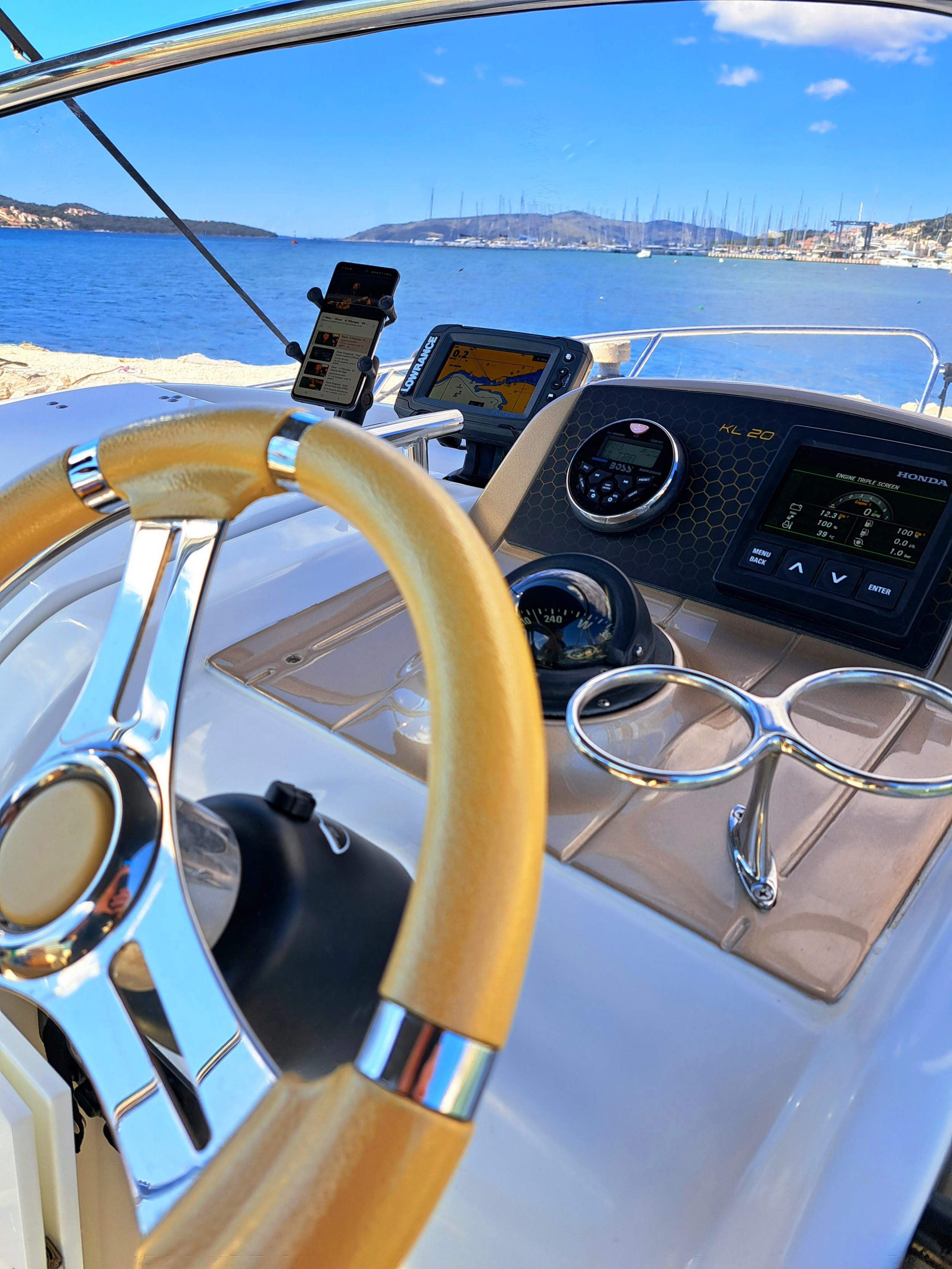 Sessa Marine Key Largo 24 — photo 23