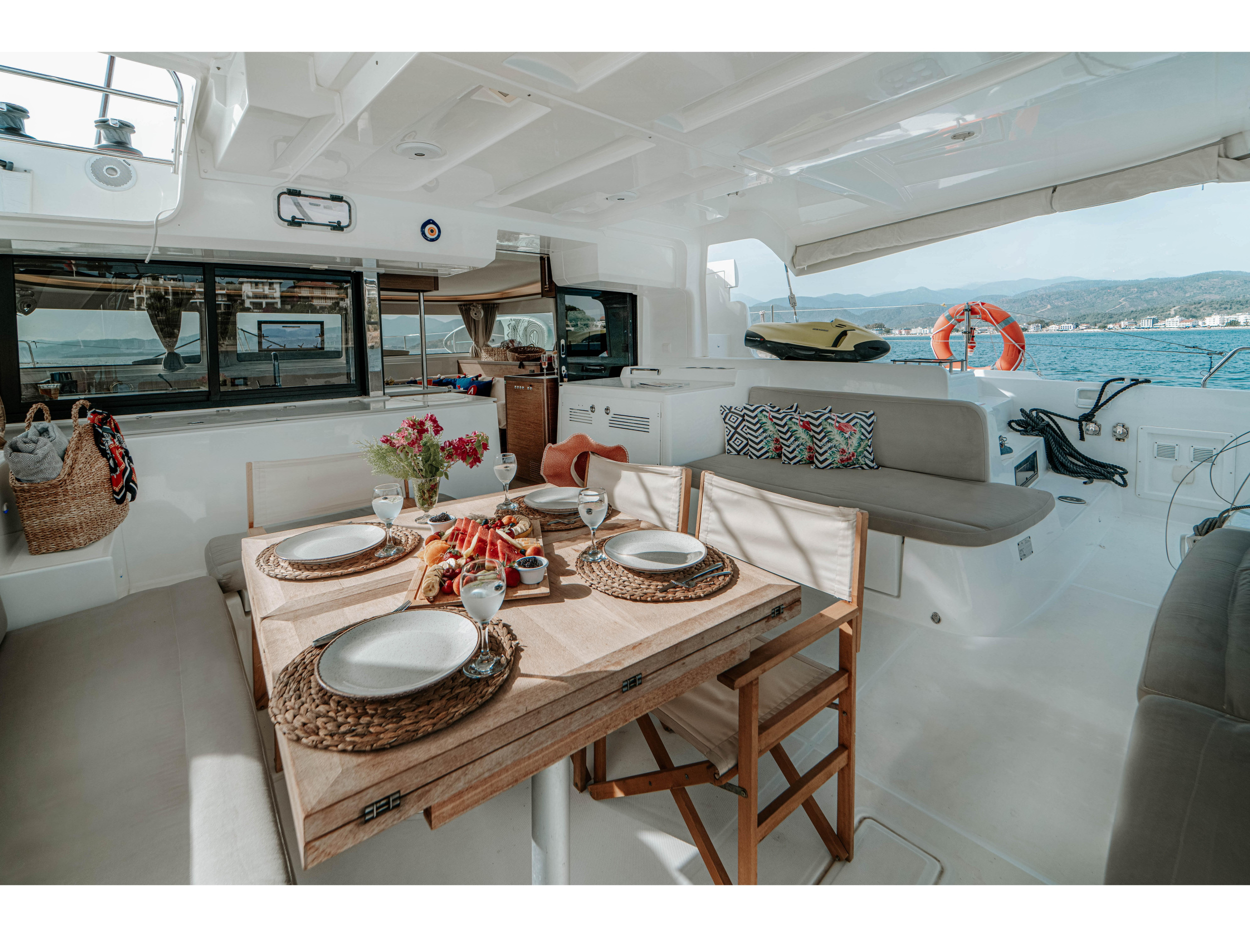 Lagoon 46 — photo 1