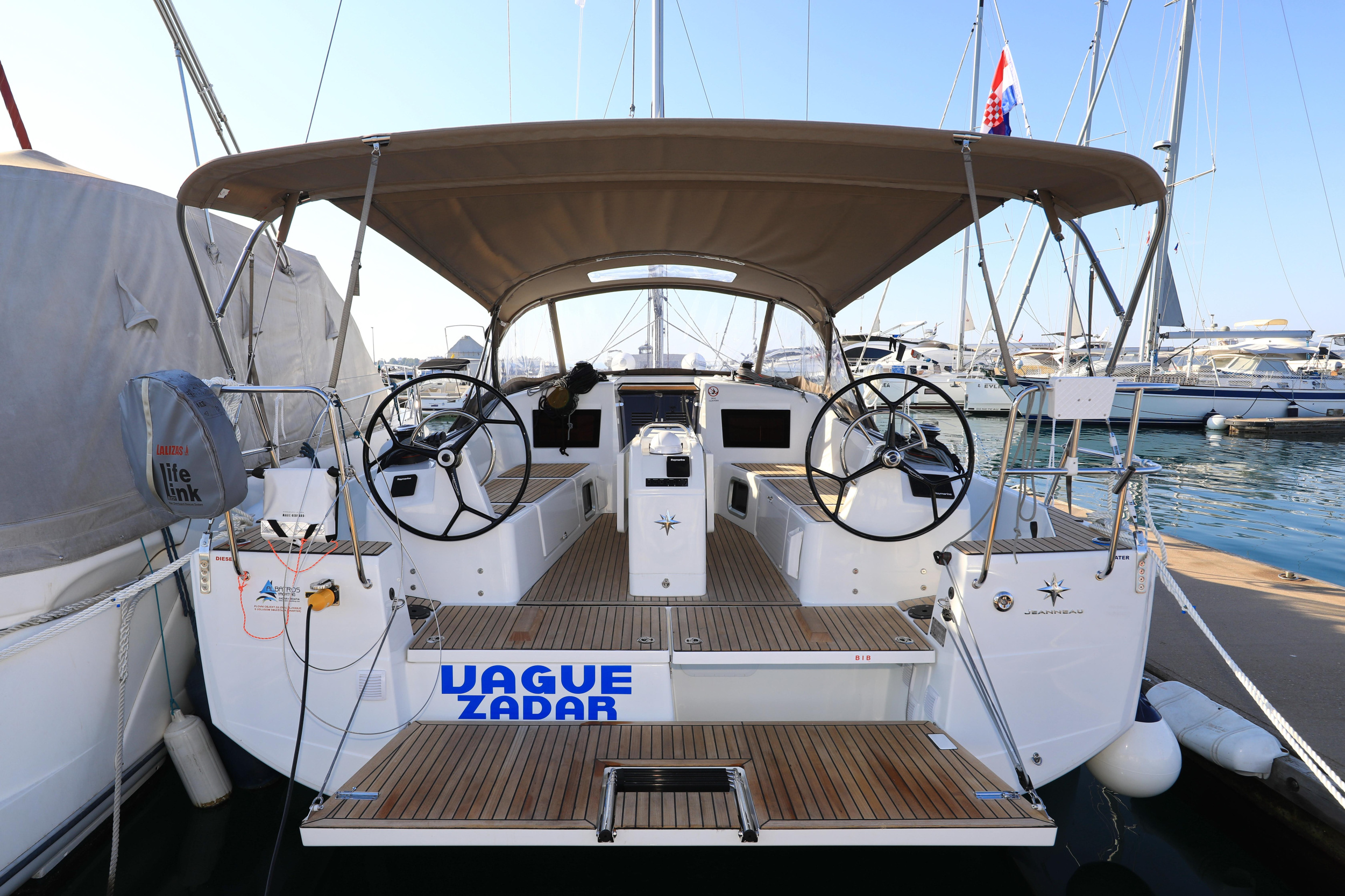 Sun Odyssey 410 — photo 72