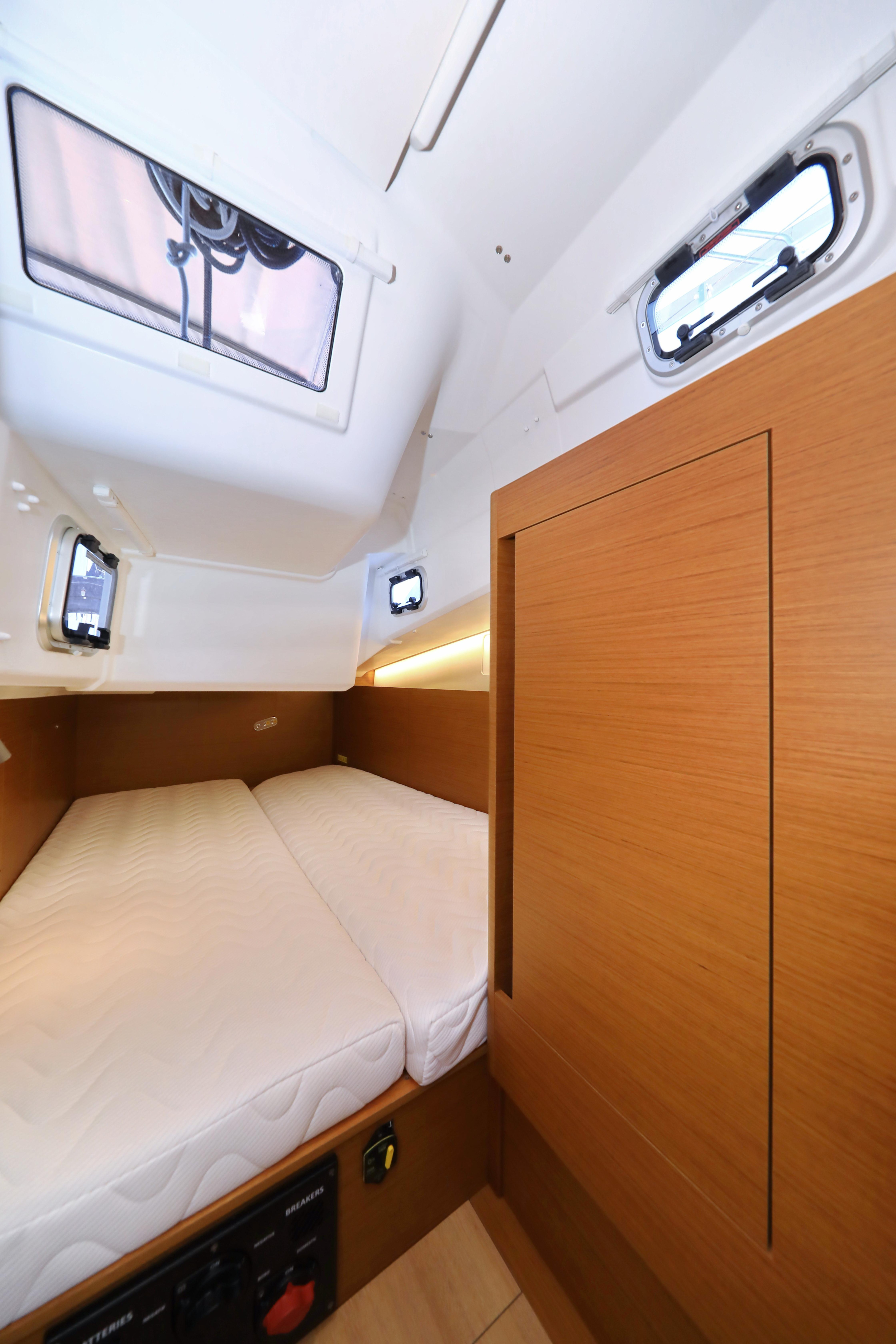 Sun Odyssey 410 — photo 73