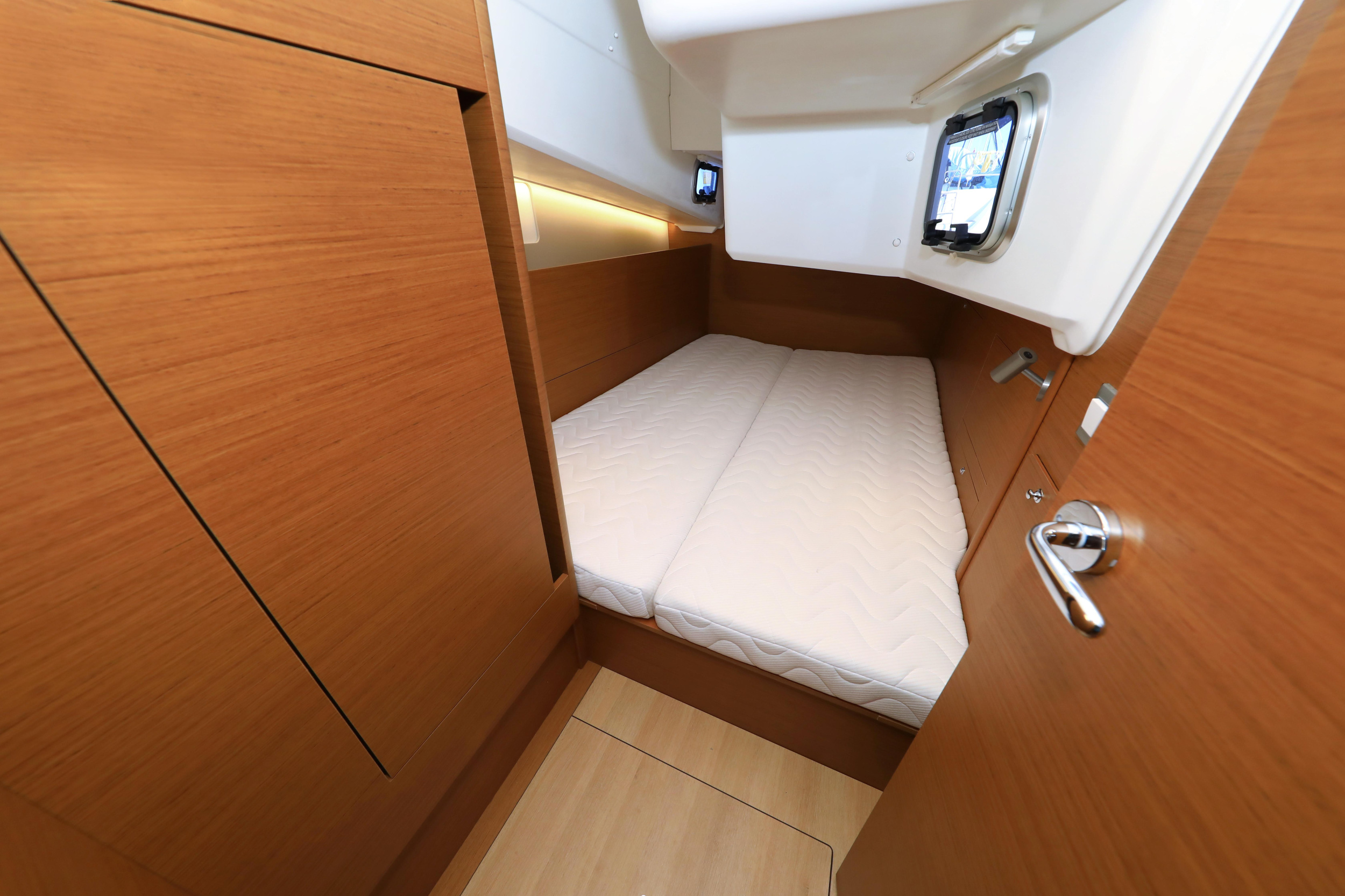 Sun Odyssey 410 — photo 57