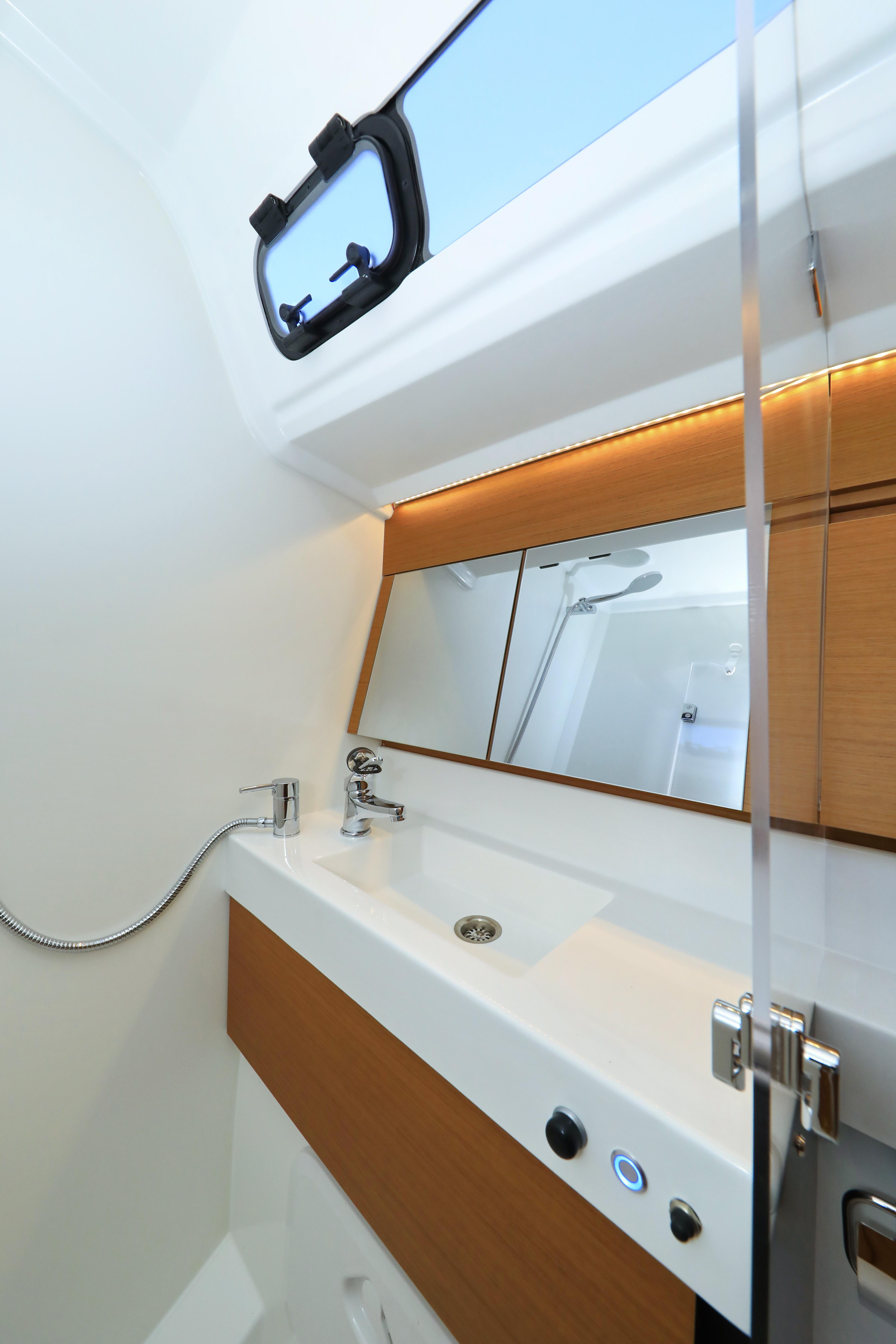 Sun Odyssey 410 — photo 42