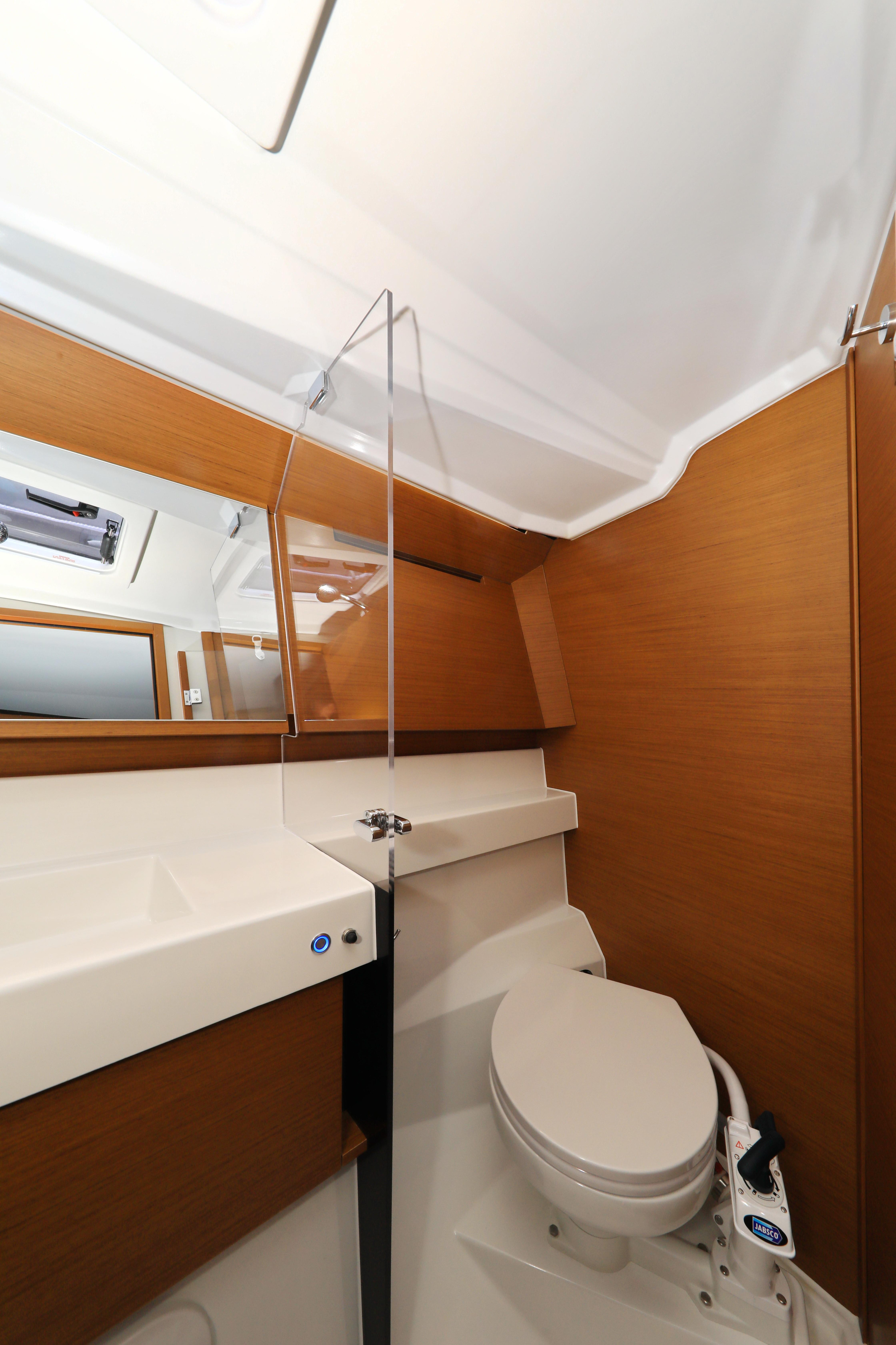 Sun Odyssey 410 — photo 93