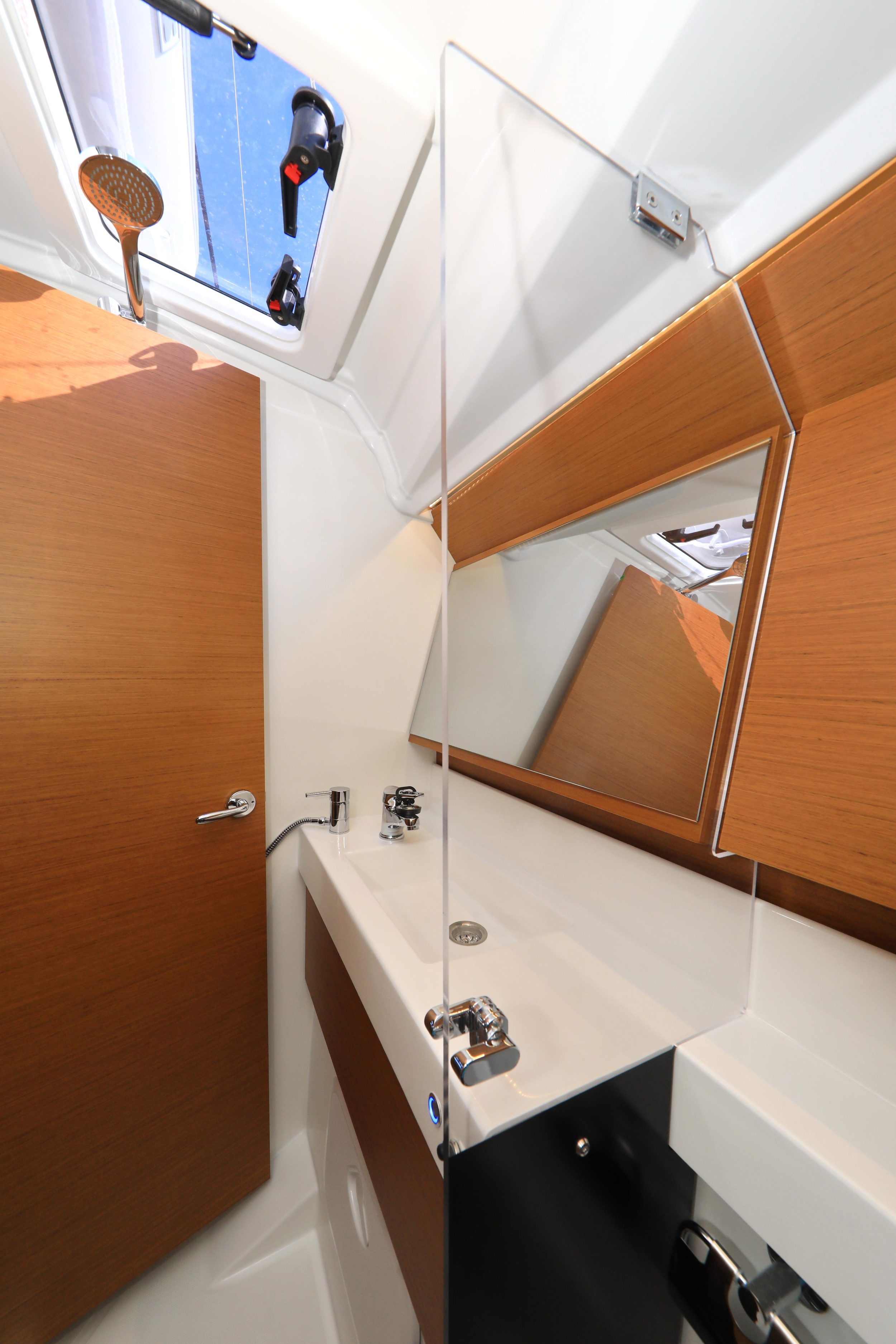 Sun Odyssey 410 — photo 92