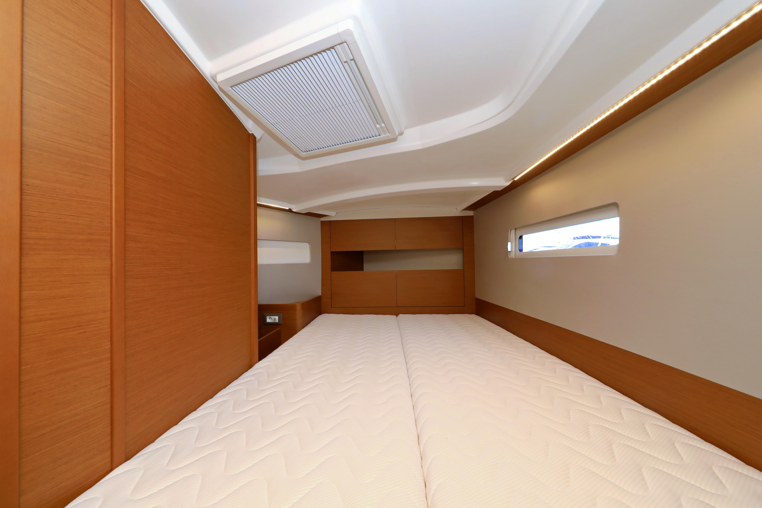 Sun Odyssey 410 — photo 20