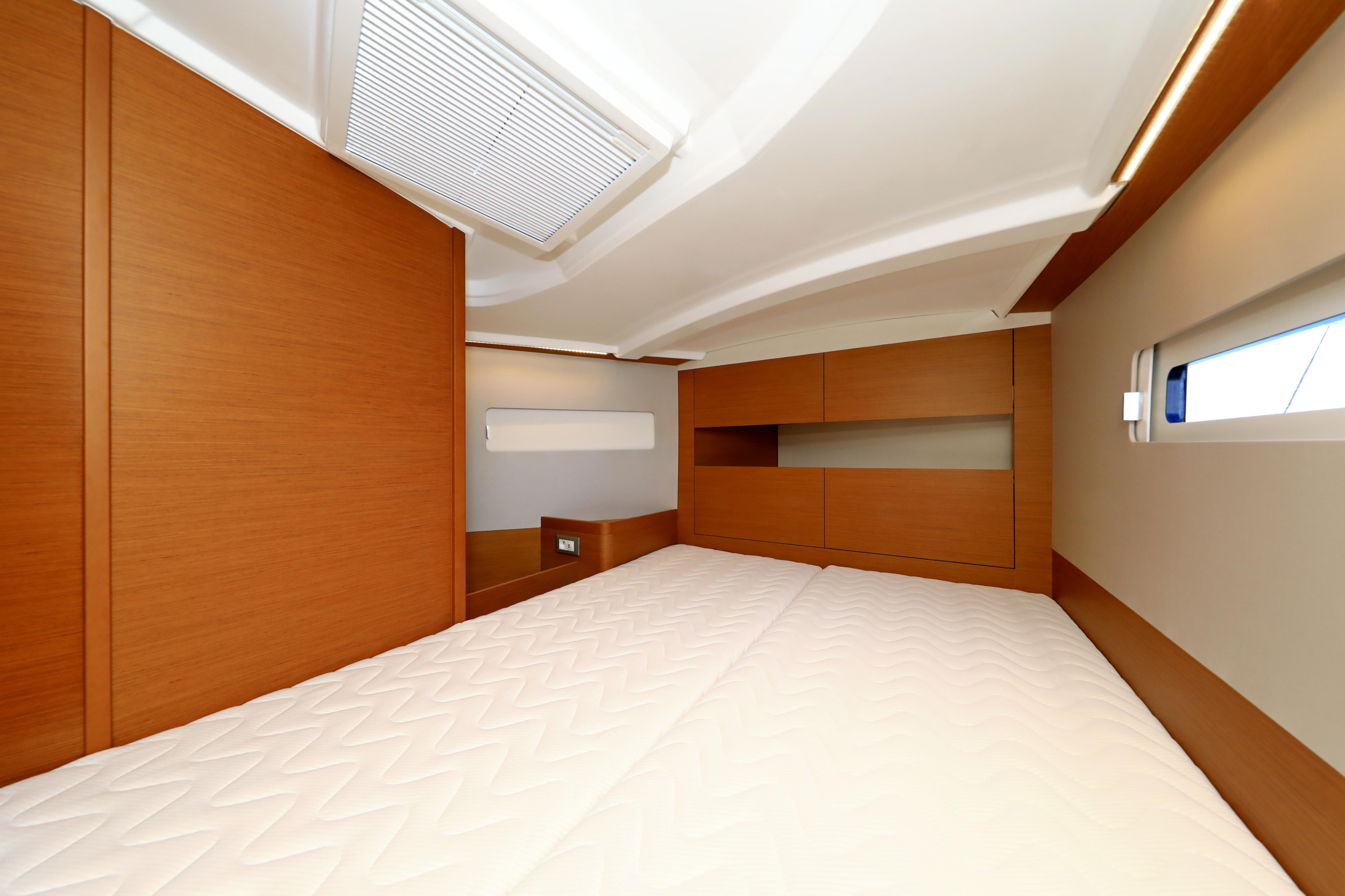 Sun Odyssey 410 — photo 10