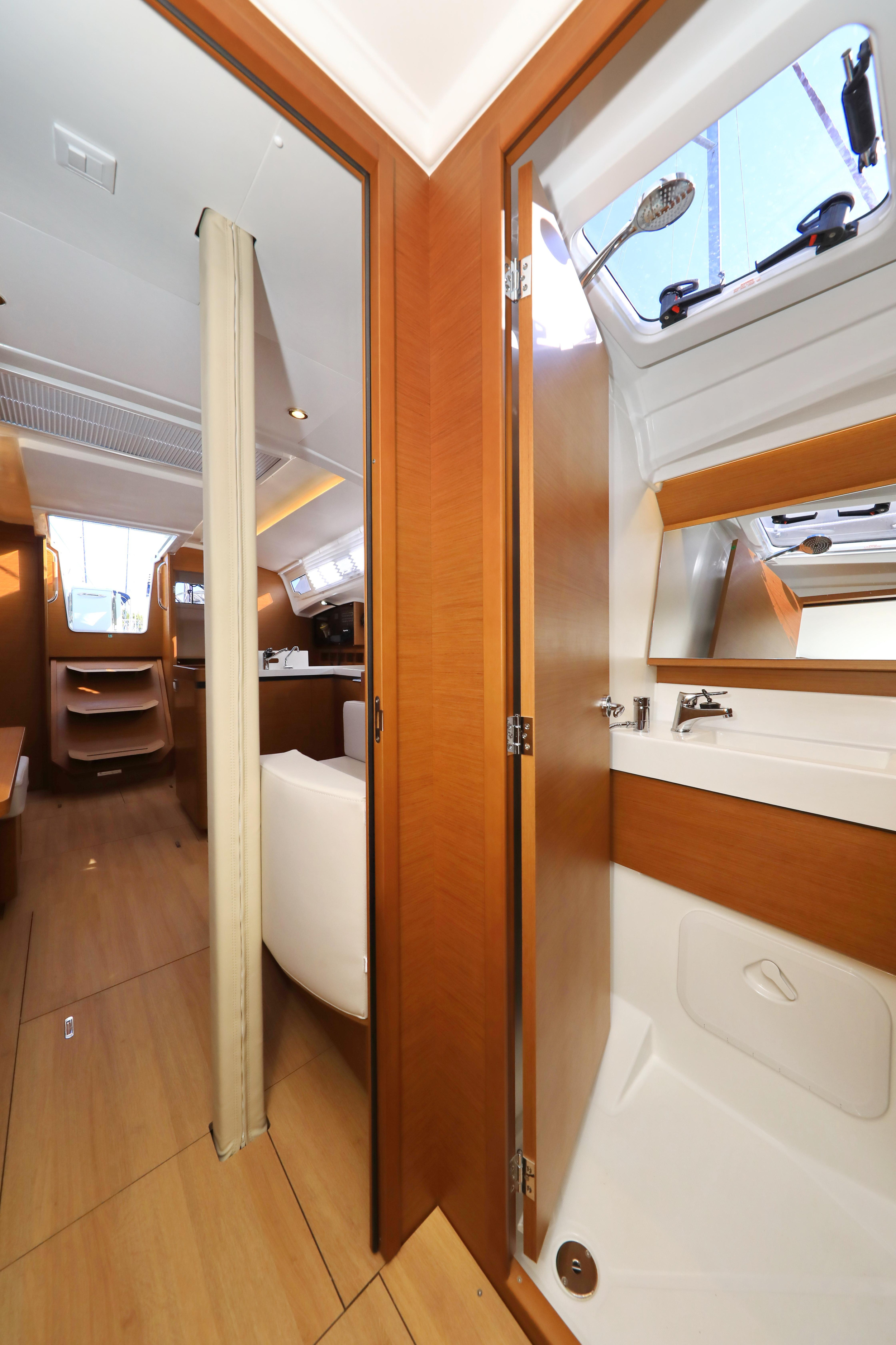 Sun Odyssey 410 — photo 102