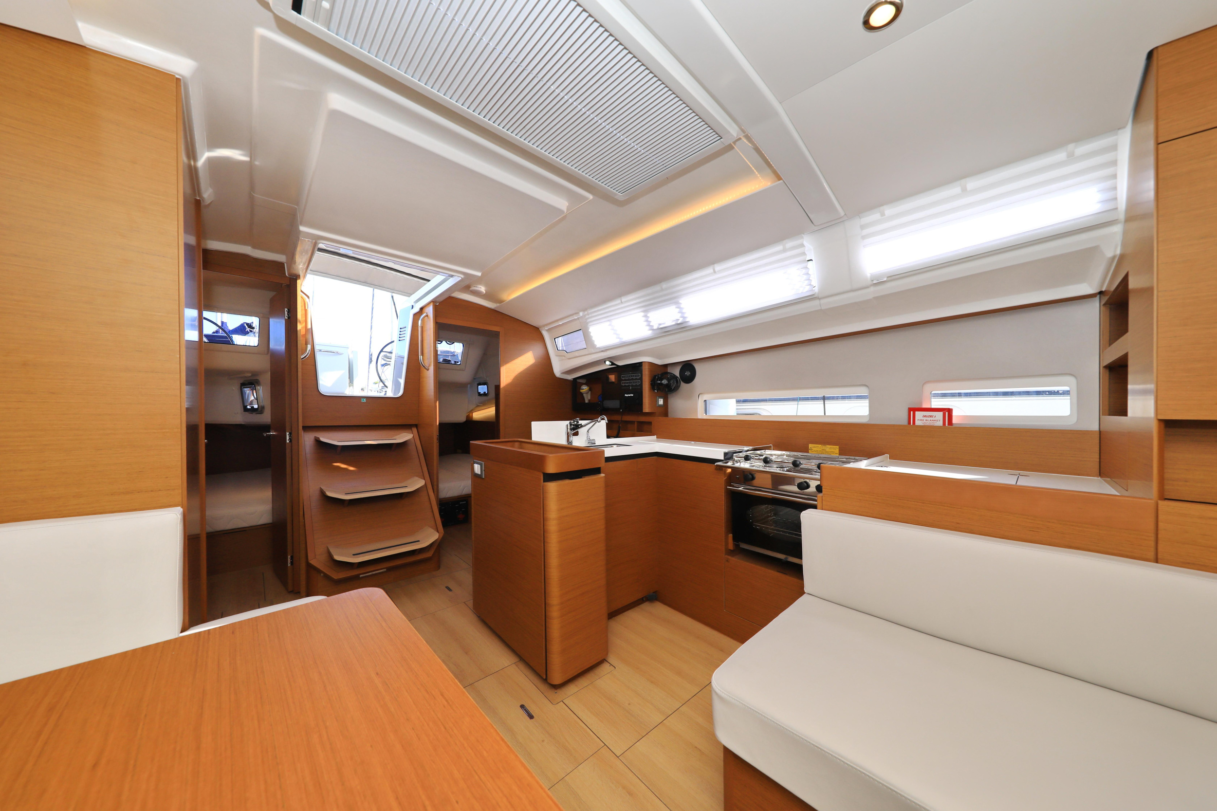 Sun Odyssey 410 — photo 83