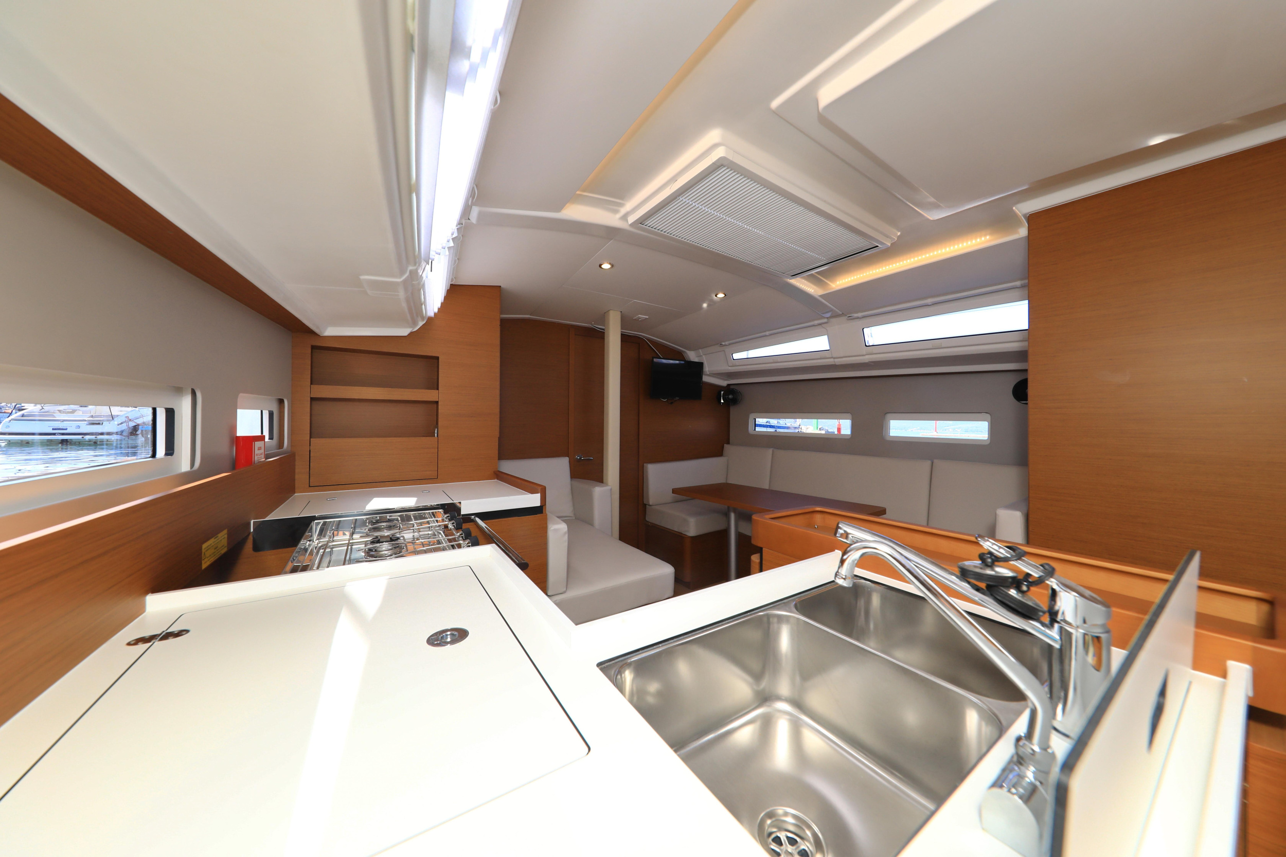 Sun Odyssey 410 — photo 52