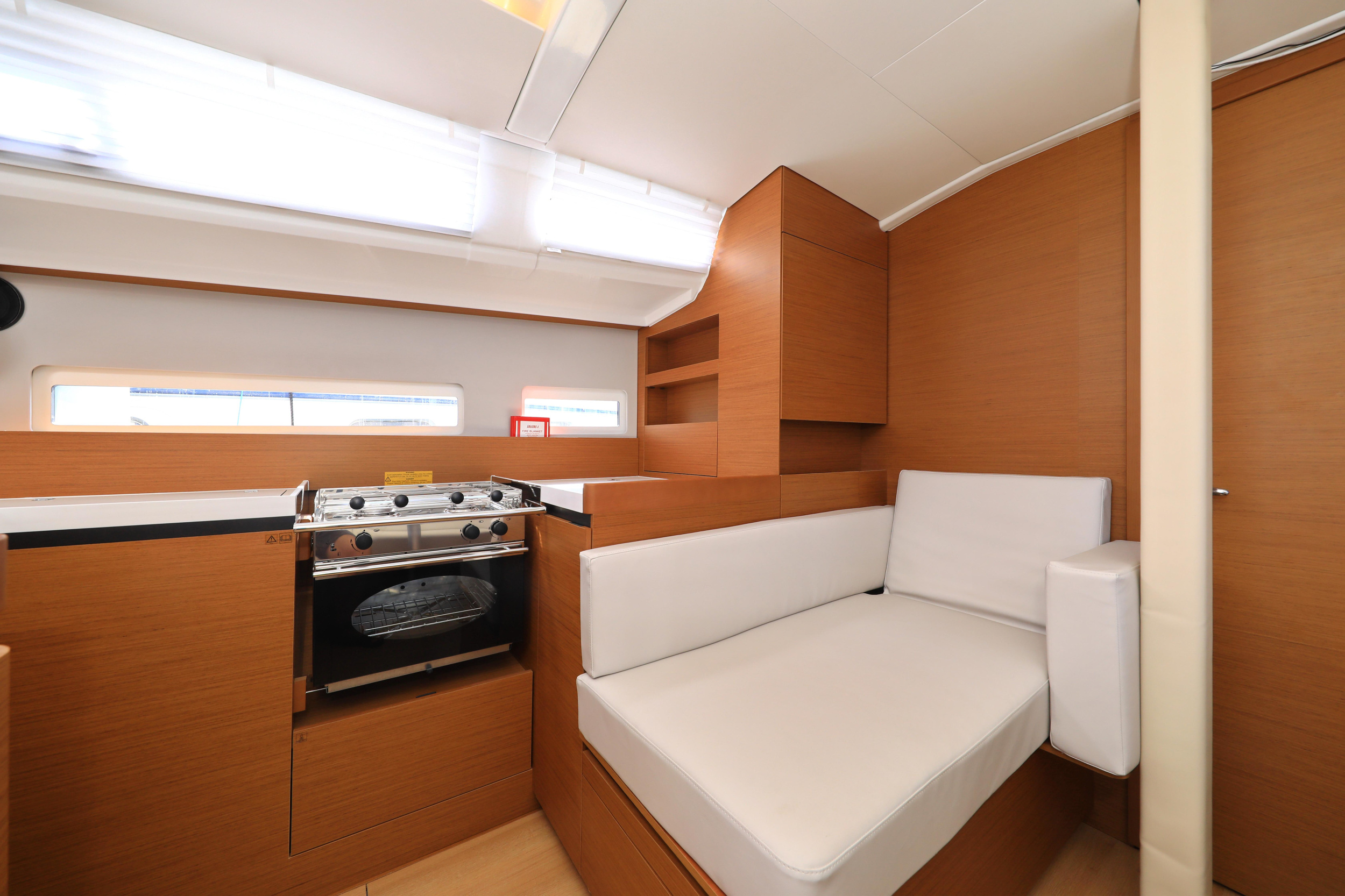 Sun Odyssey 410 — photo 19