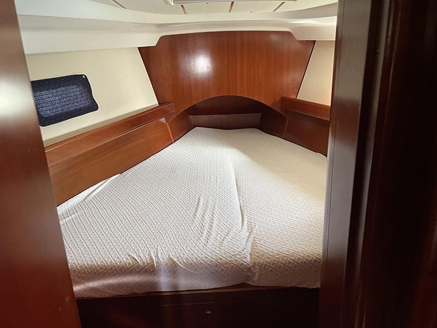 Oceanis Clipper 423 — photo 4