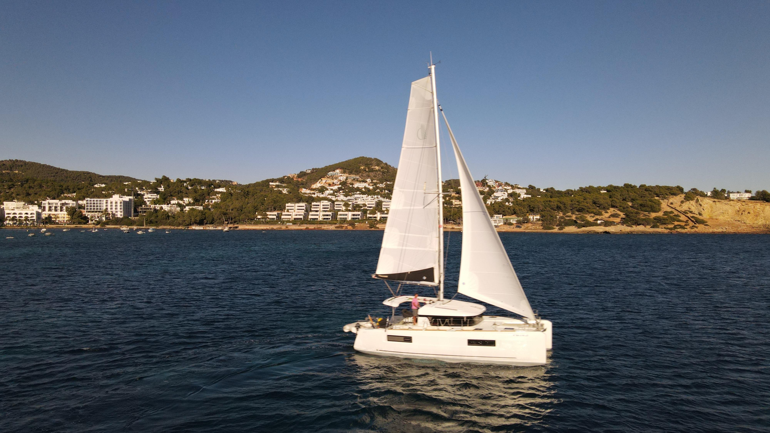 Lagoon 40 — photo 29